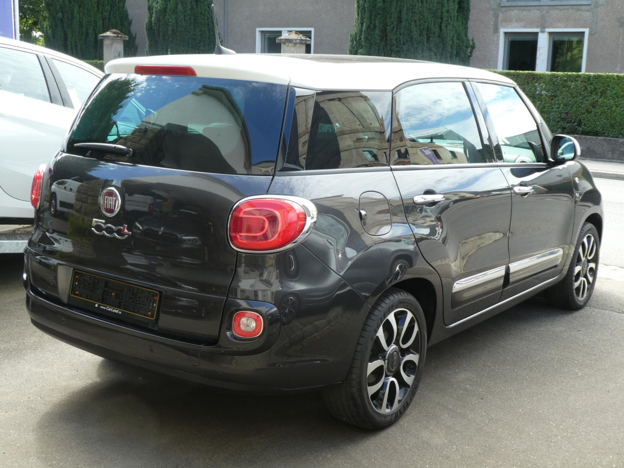 Fiat 500L MultiJet Auto. Luxe "7places" (2017) - Photo 2