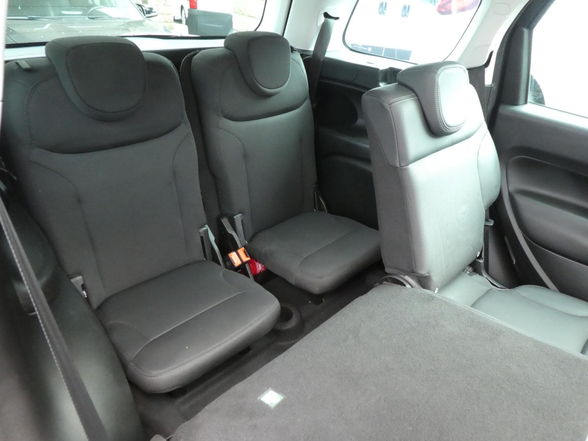 Fiat 500L MultiJet Auto. Luxe "7places" (2017) - Photo 5