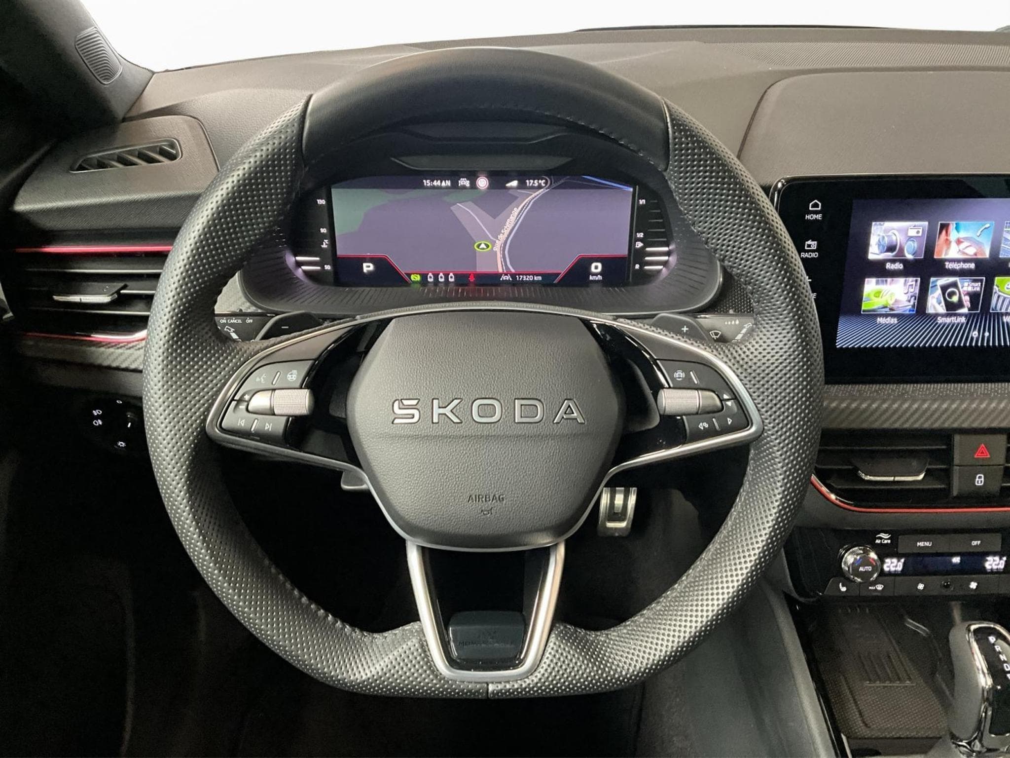 Skoda Scala Monte-Carlo+DSG+Pano+LED (2025) - Photo 10
