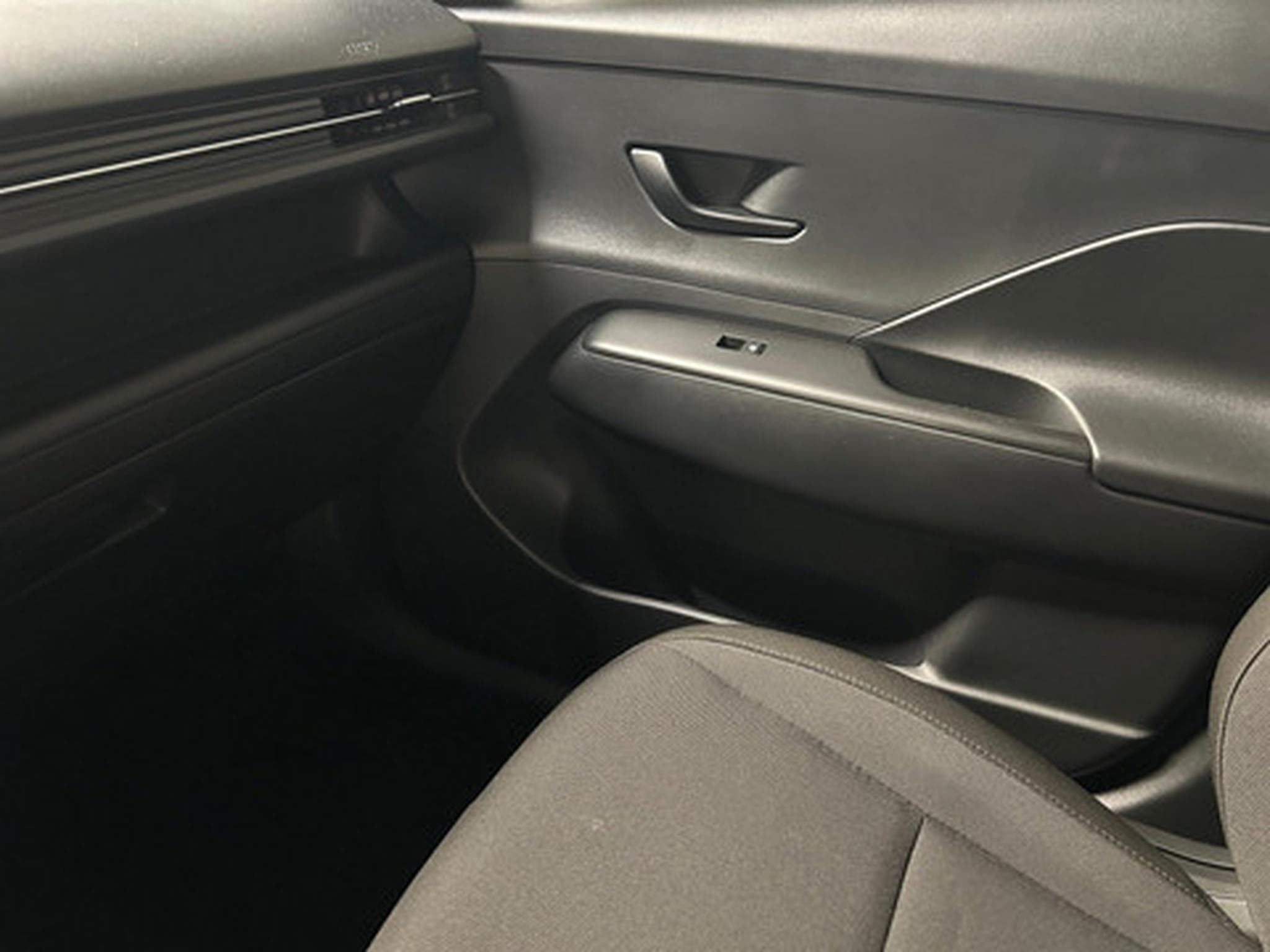 Hyundai Kona 5 PORTES (2024) - Photo 9