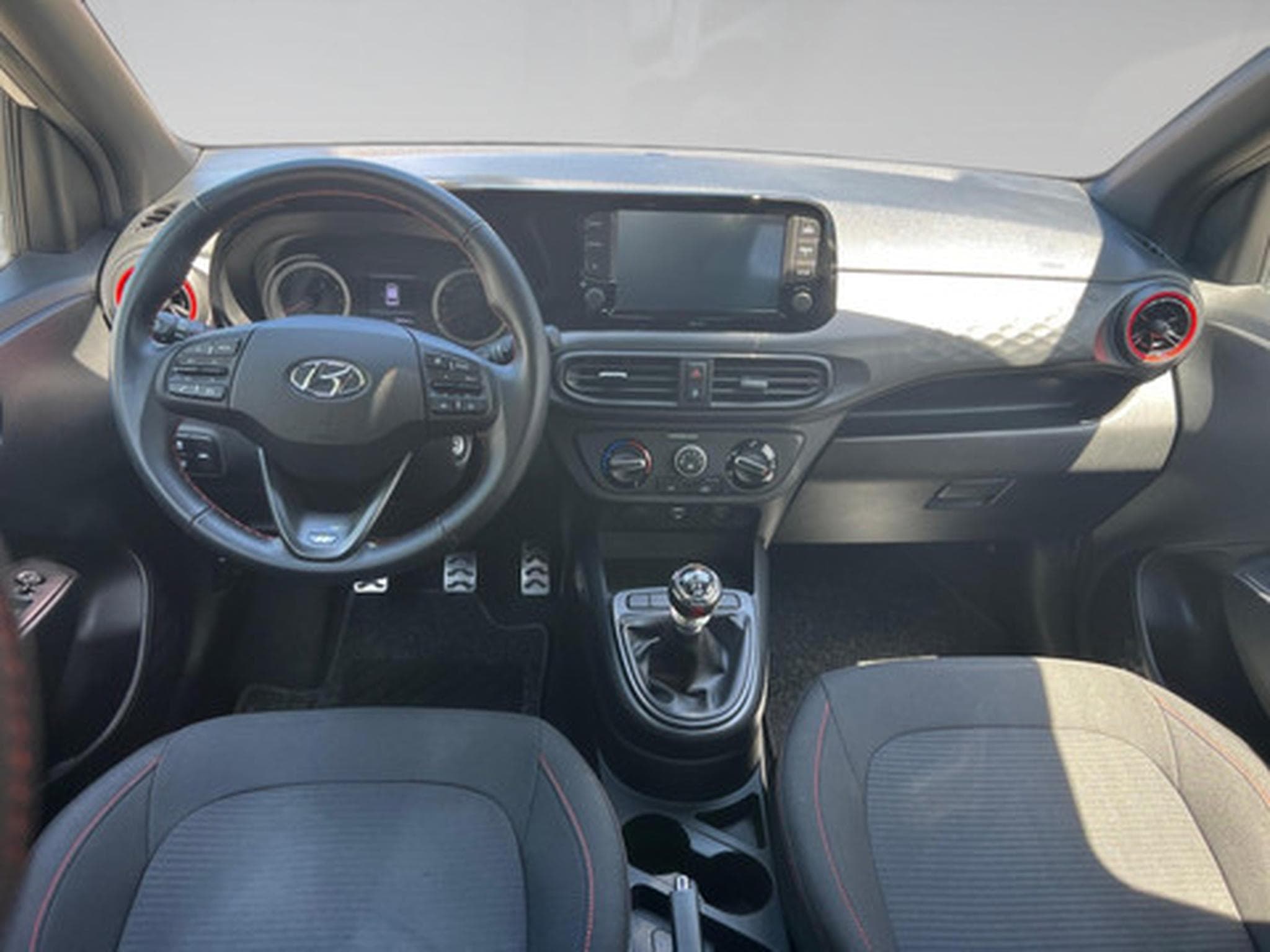 Hyundai i10 1.0 T-GDi Twist N-Line (2022) - Photo 4