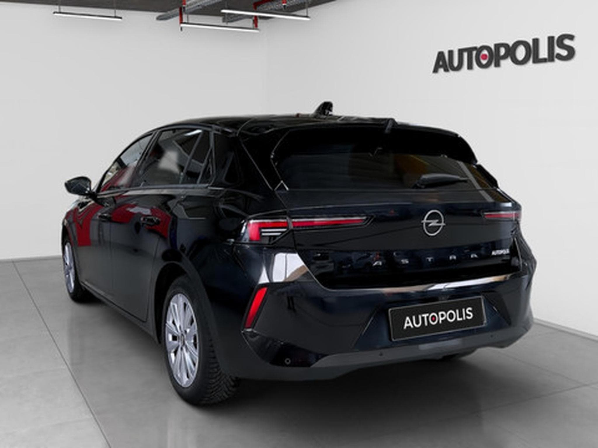 Opel Astra L Edition (2023) - Photo 15
