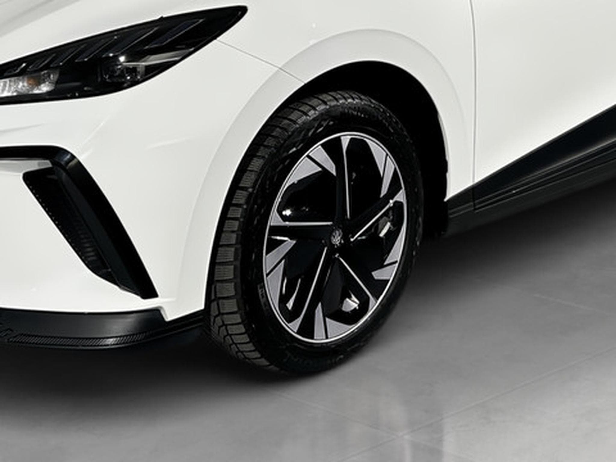 MG MG4 COMFORT 64 kWh (2023) - Photo 7