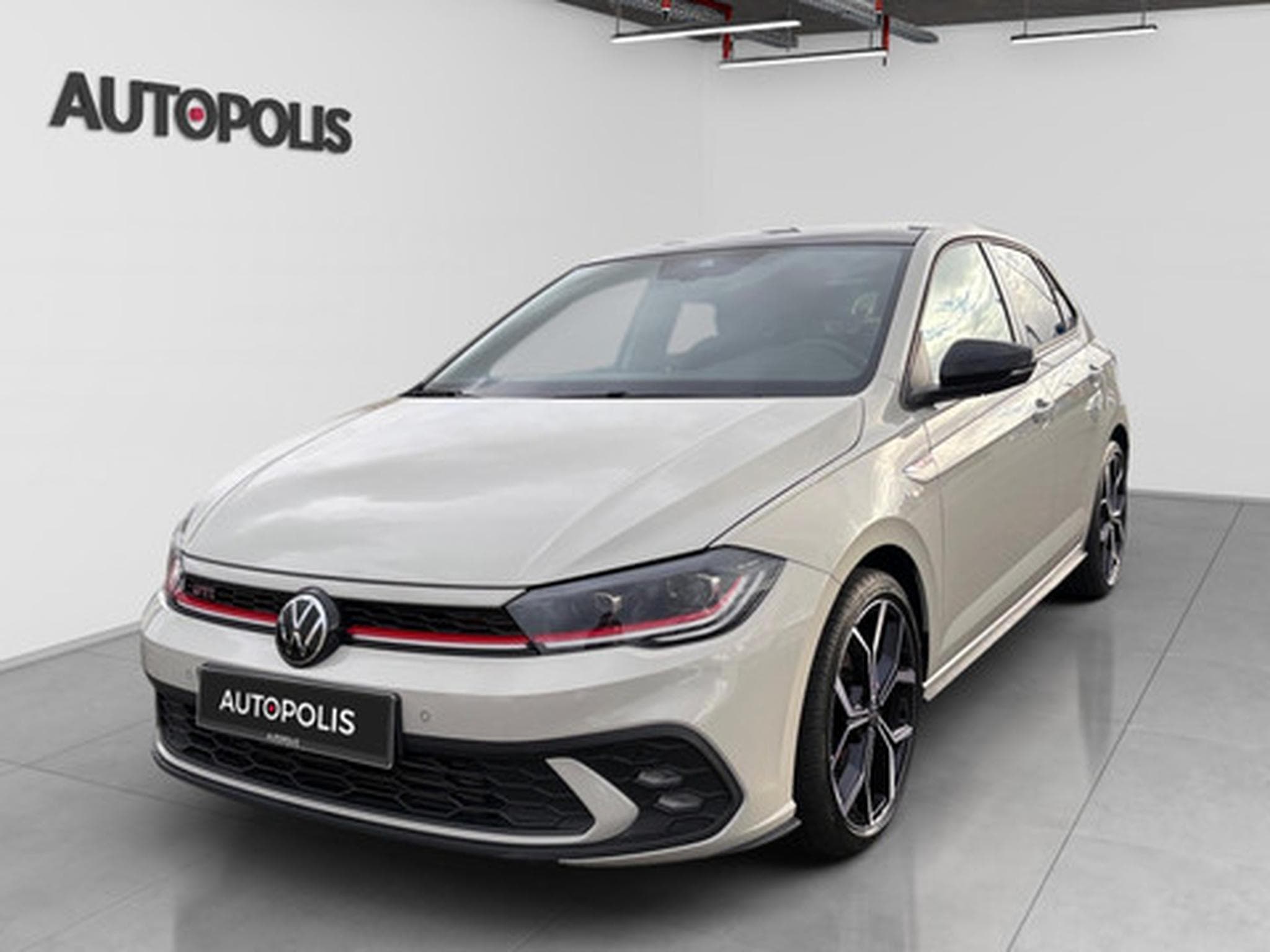 VW Polo GTI 2.0 GTI 207 PS Couleur Blanche (2024) - Photo 18
