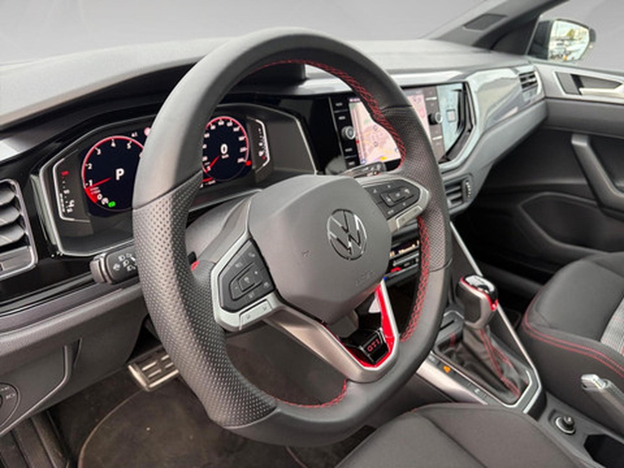 VW Polo GTI 2.0 GTI 207 PS Couleur Blanche (2024) - Photo 8