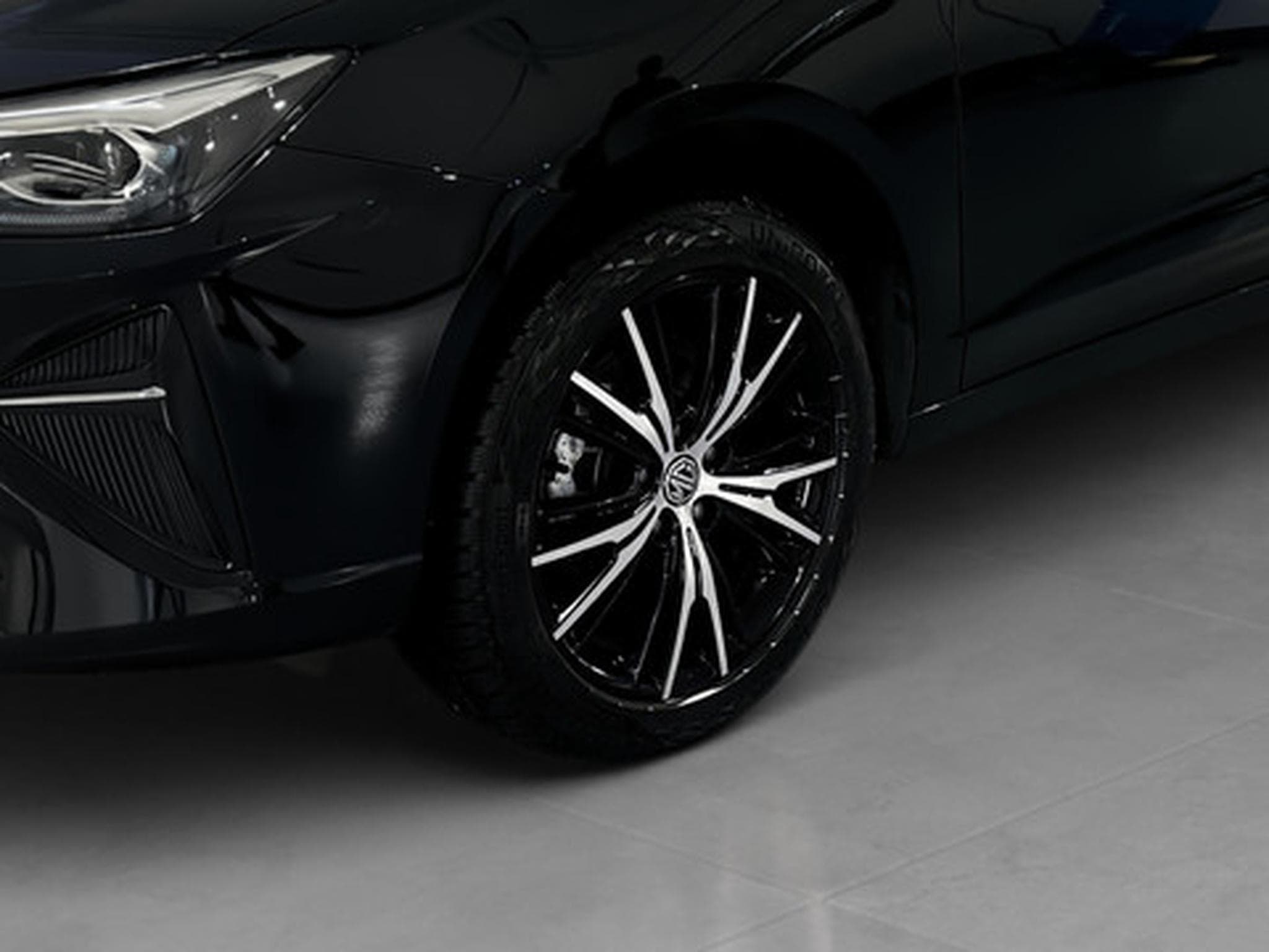 MG MG5 LUXURY (2023) - Photo 20