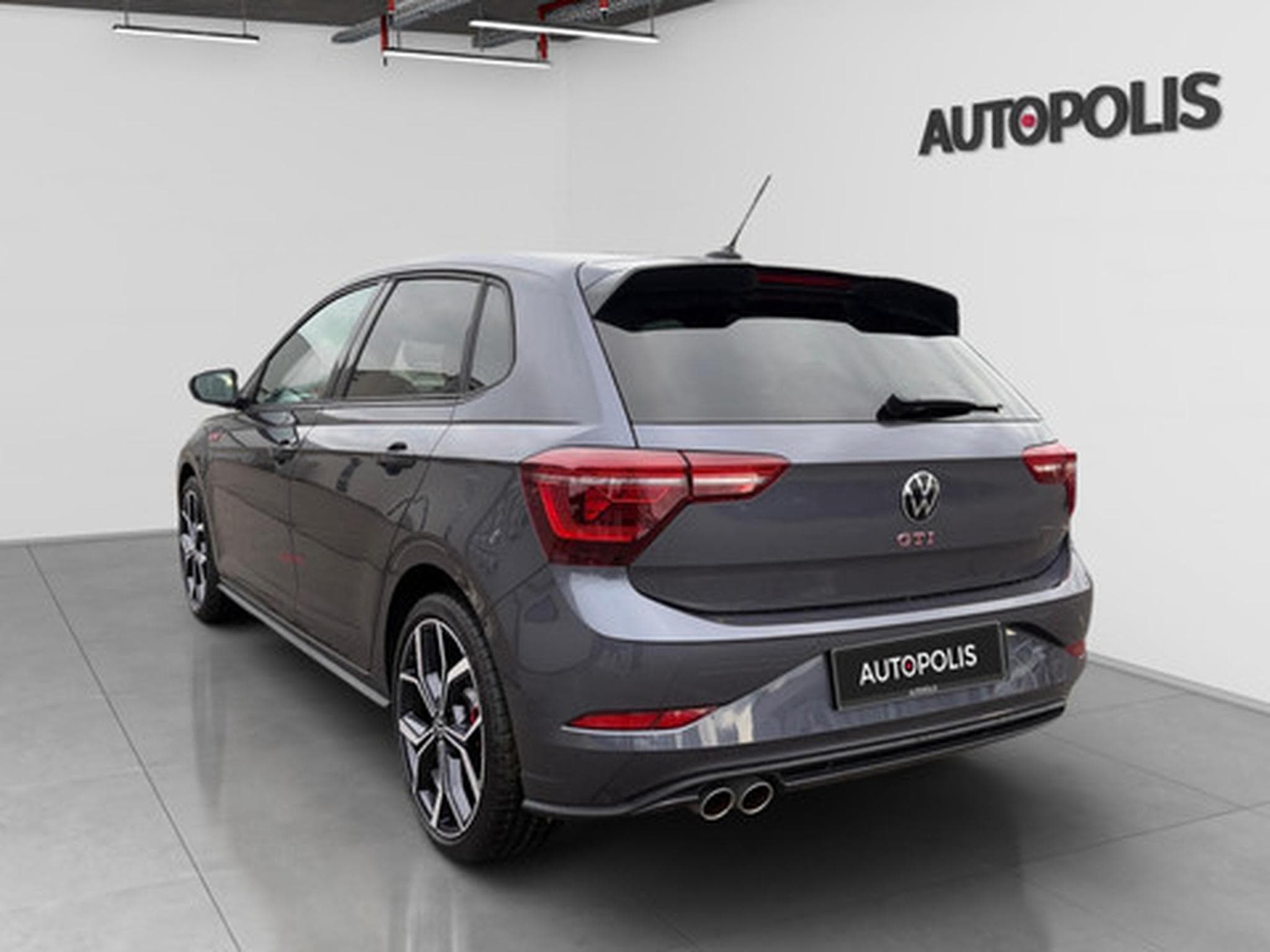 VW Polo GTI 2.0 GTI 207 PS Couleur Gris Fonce (2024) - Photo 19
