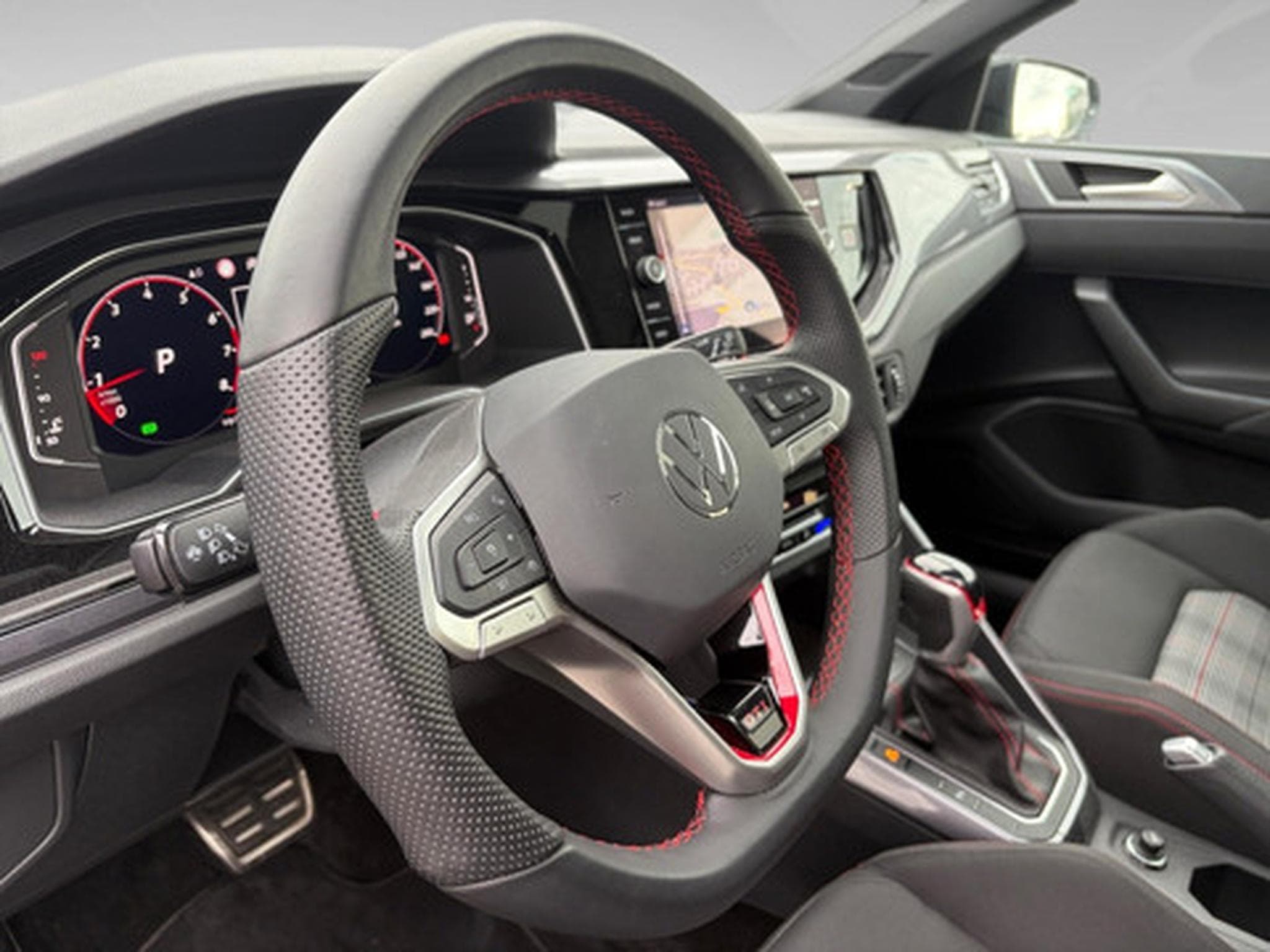 VW Polo GTI 2.0 GTI 207 PS Couleur Gris Fonce (2024) - Photo 8