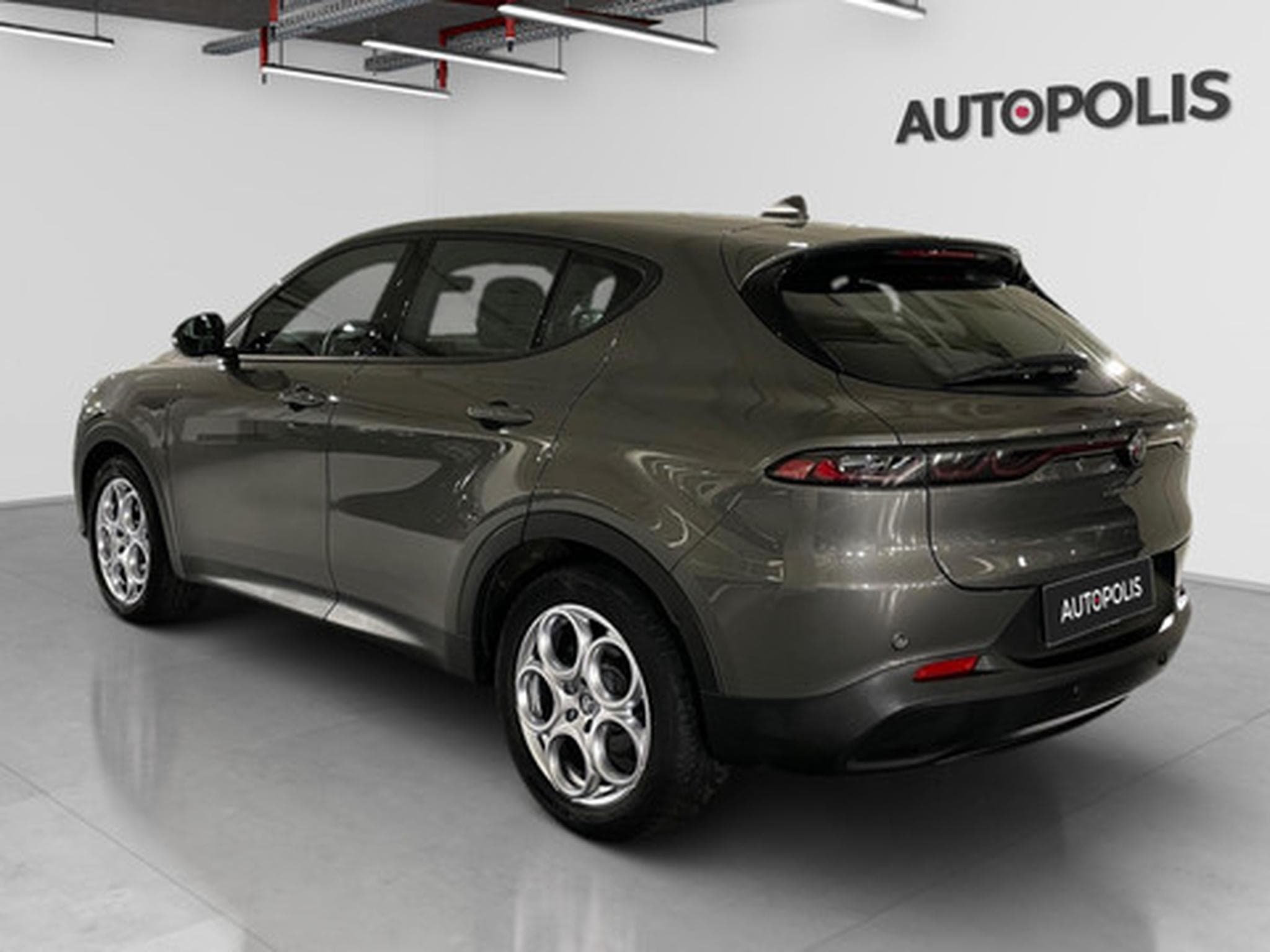 Alfa-Romeo Tonale 1.5 130 MHEV Sprint FWD (2023) - Photo 13