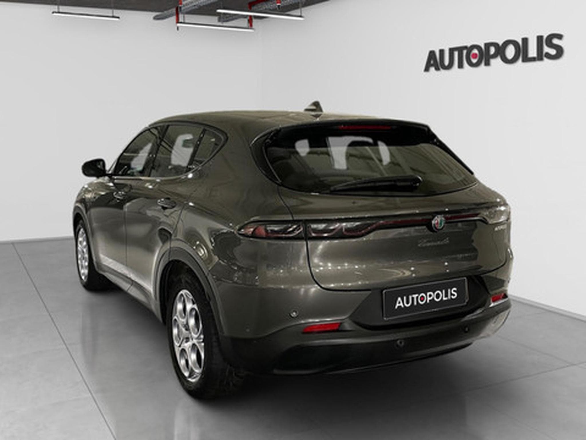 Alfa-Romeo Tonale 1.5 130 MHEV Sprint FWD (2023) - Photo 18