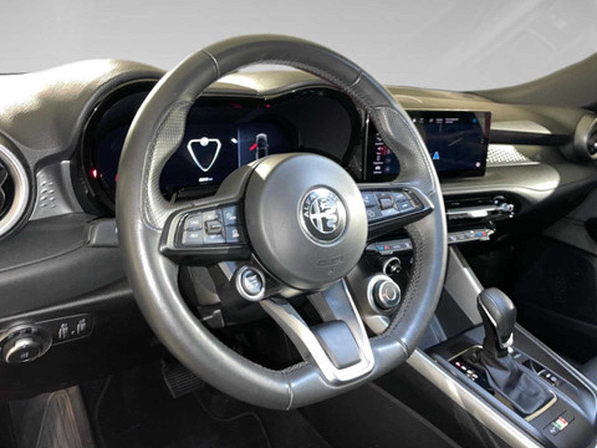 Alfa-Romeo Tonale 1.5 130 MHEV Sprint FWD (2023) - Photo 8