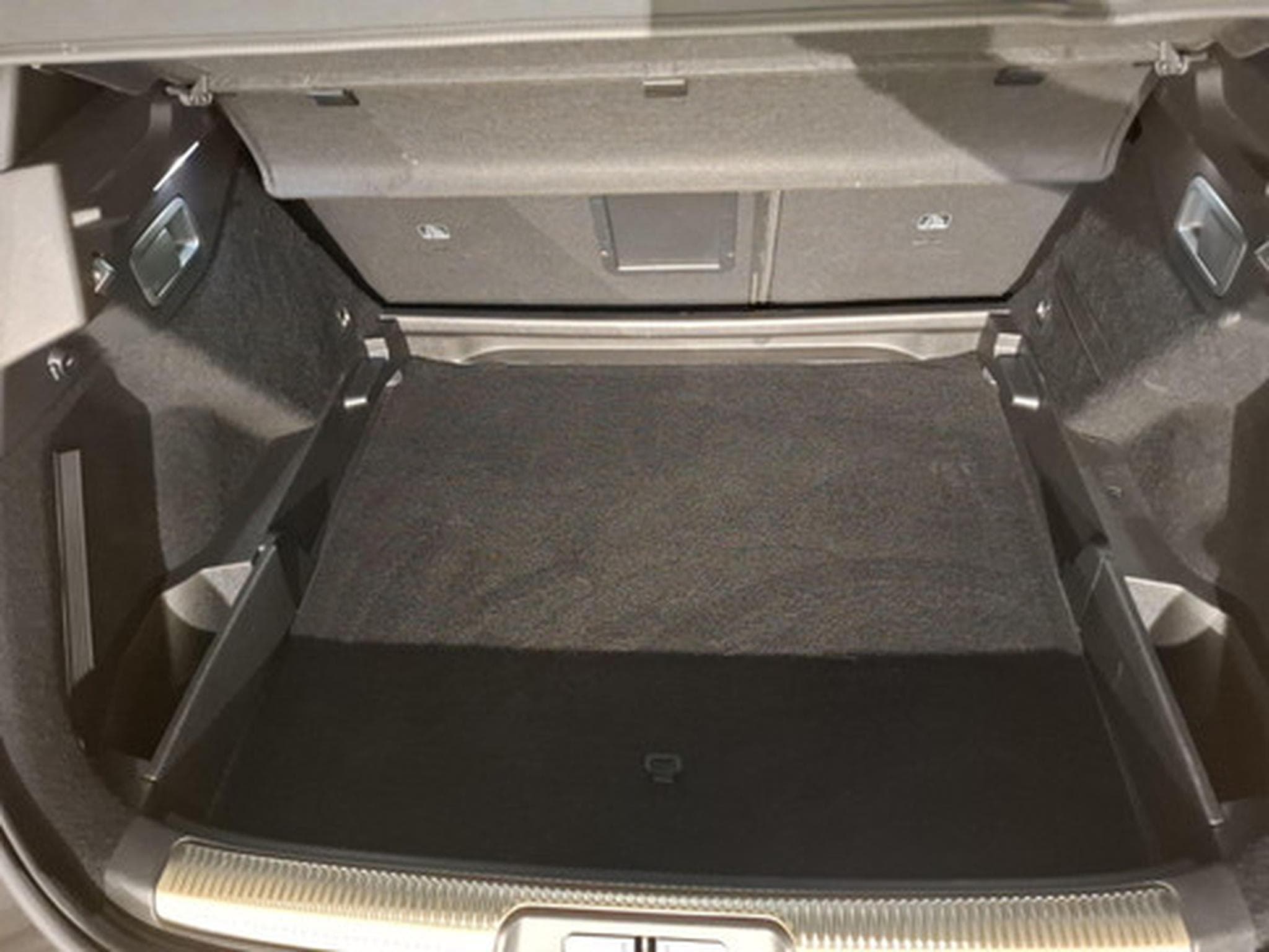 DS Automobiles DS7 CROSSBACK 1.5 PERFOMANCE (2024) - Photo 12
