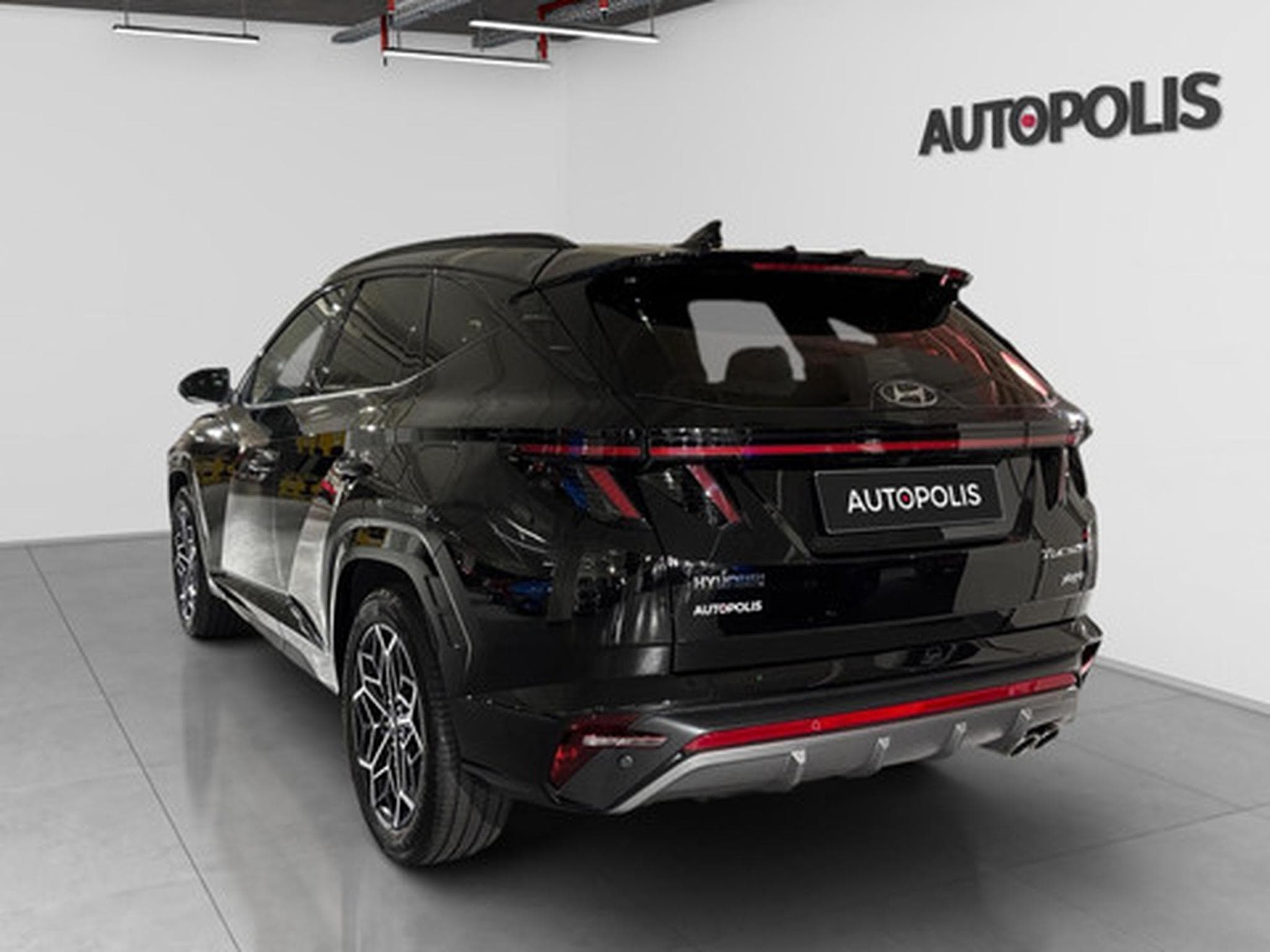 Hyundai Tucson 1.6 N LINE PLUG IN (2025) - Photo 13