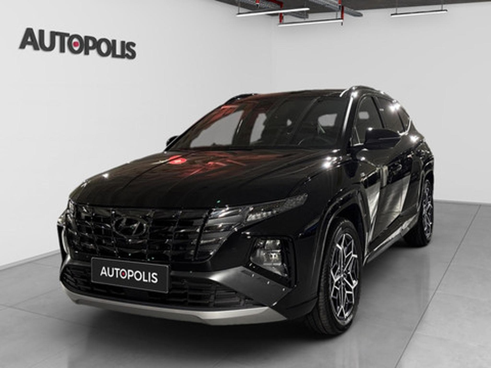 Hyundai Tucson 1.6 N LINE PLUG IN (2025) - Photo 18