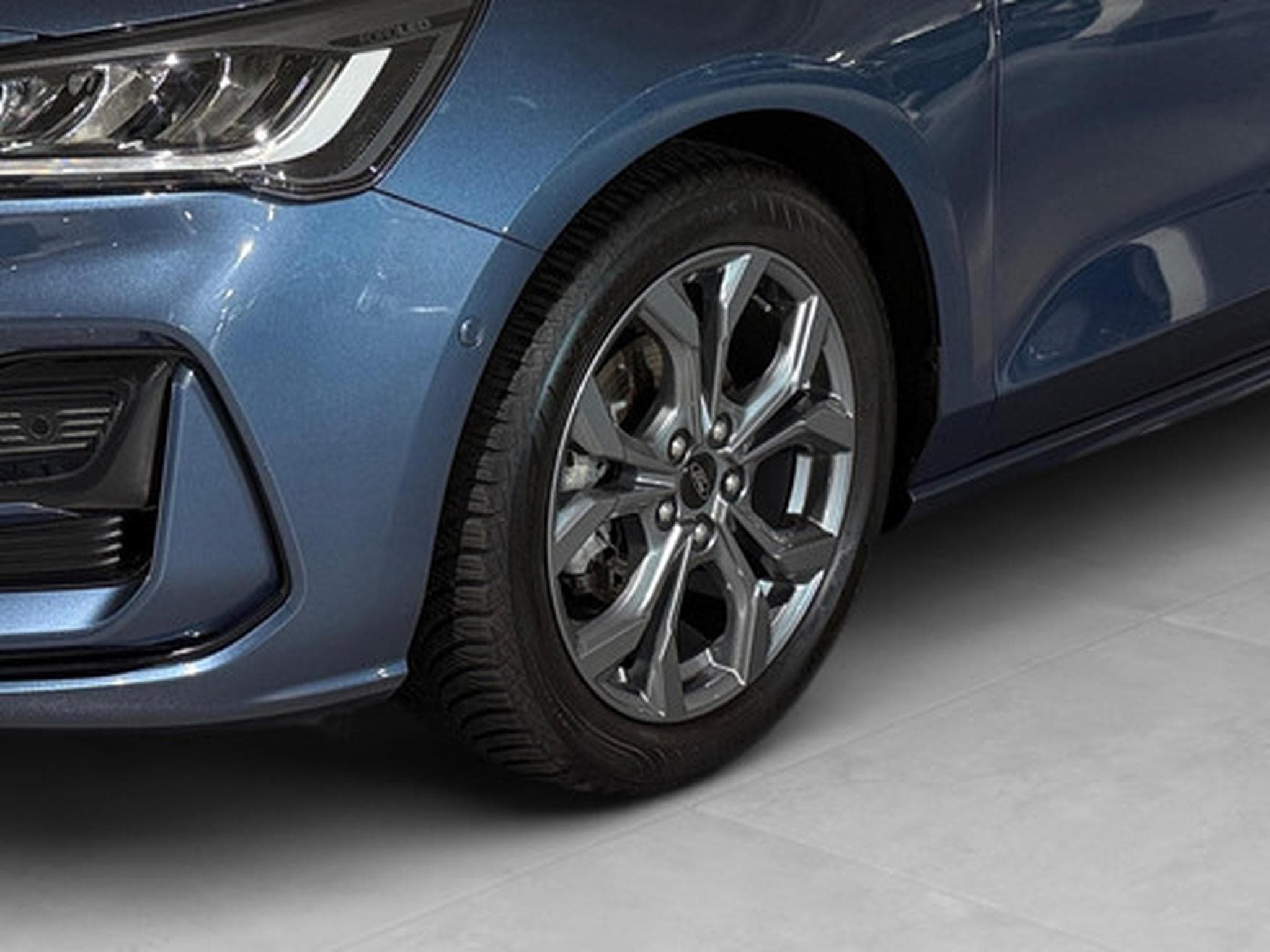 Ford Focus Clipper 1.0i EcoBoost MHEV 92kW ST-Line X (2023) - Photo 20