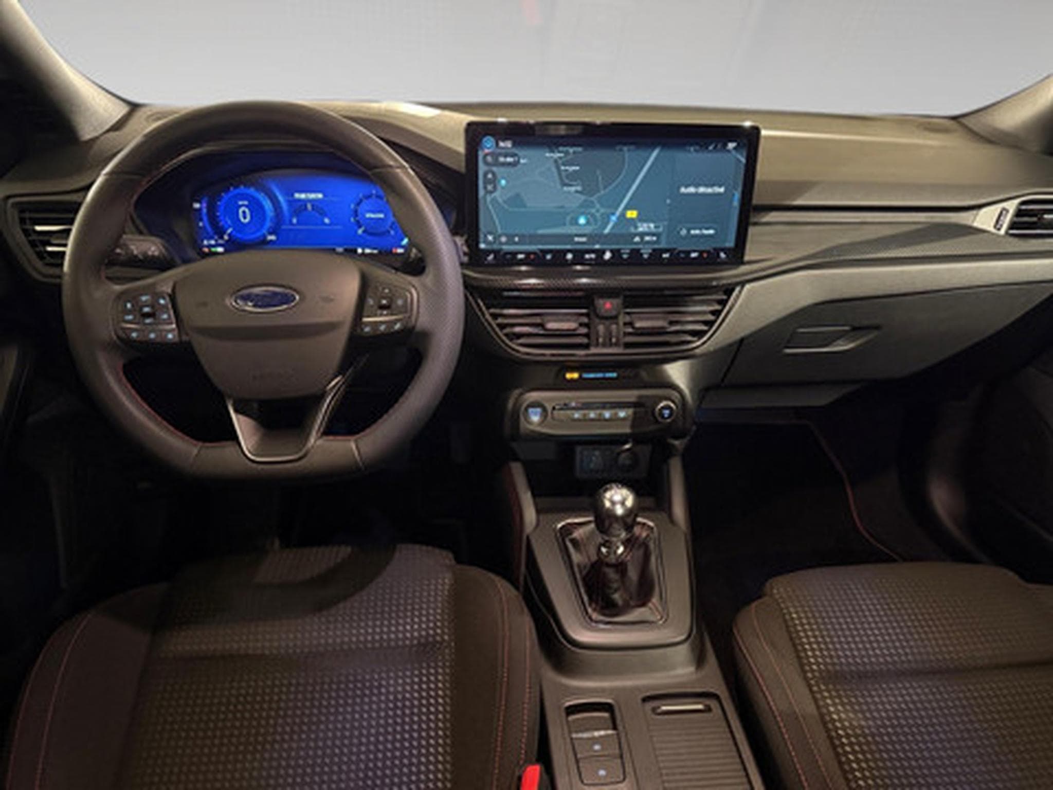 Ford Focus Clipper 1.0i EcoBoost MHEV 92kW ST-Line X (2023) - Photo 5