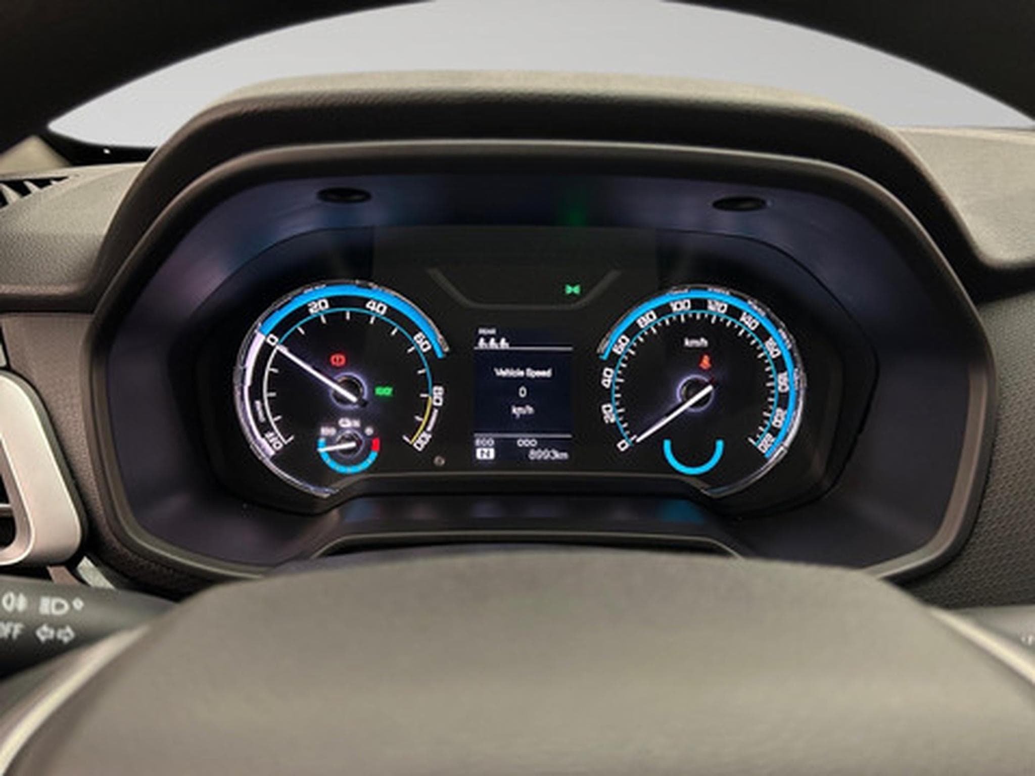 Maxus Euniq 6 T90 EV ELECTRIQUE (2023) - Photo 9