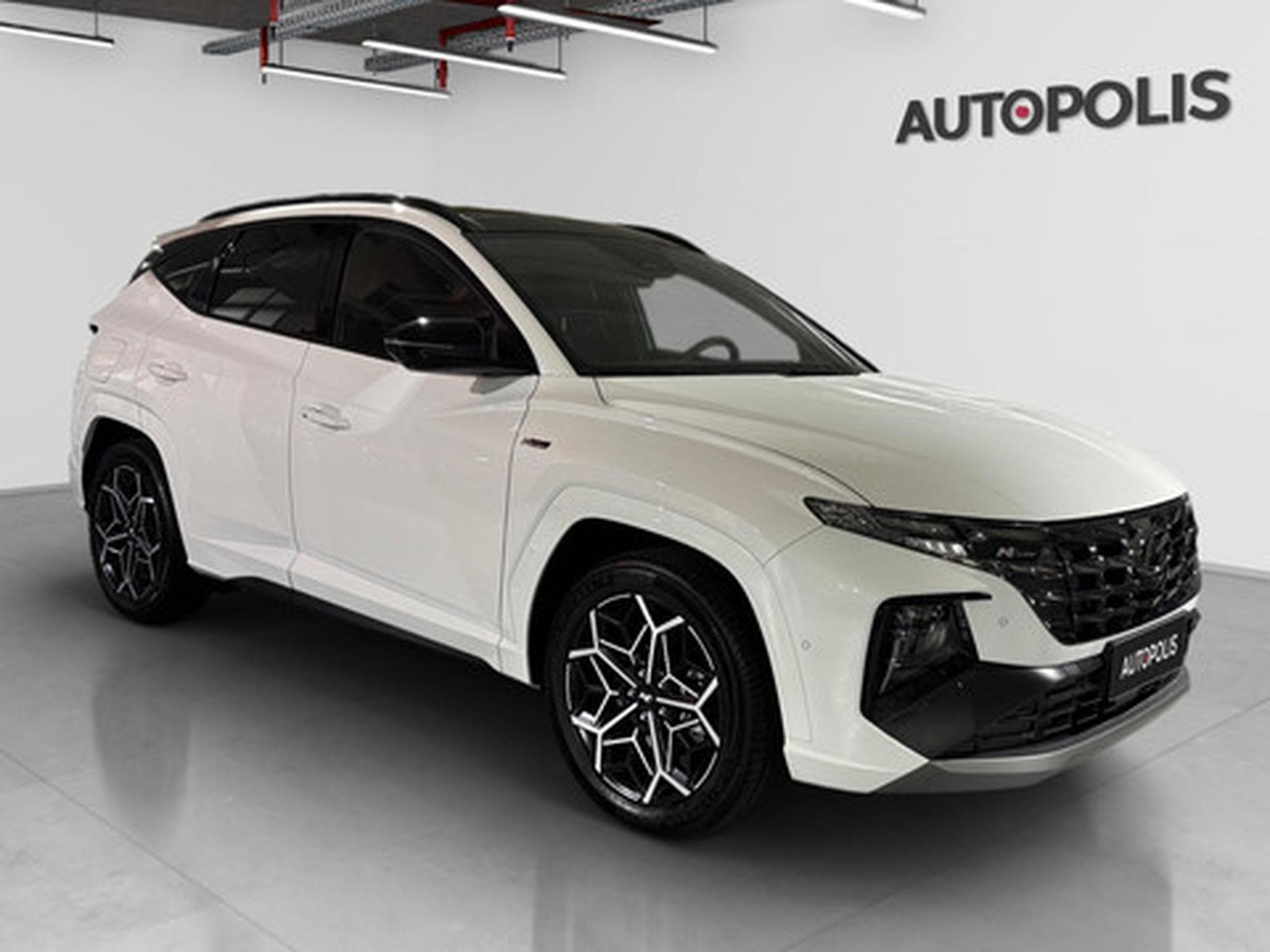 Hyundai Tucson 1.6 N LINE PLUG IN HYBRID (2025) - Photo 17