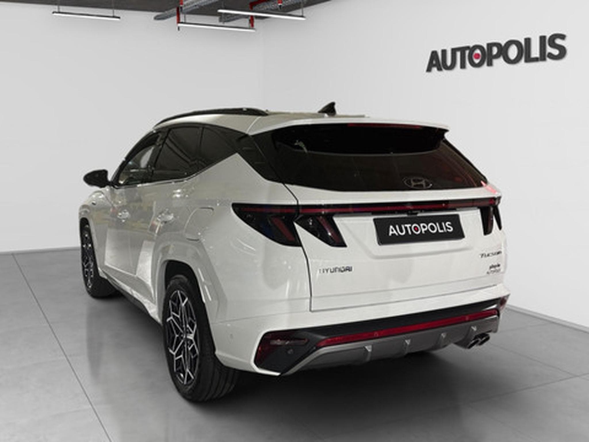 Hyundai Tucson 1.6 N LINE PLUG IN HYBRID (2025) - Photo 19