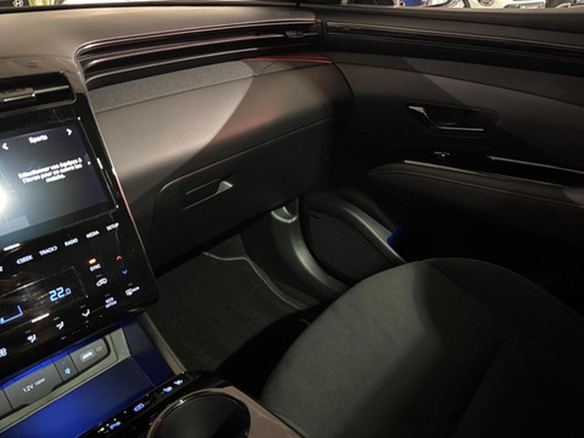 Hyundai Tucson 1.6 N LINE PLUG IN HYBRID (2025) - Photo 9