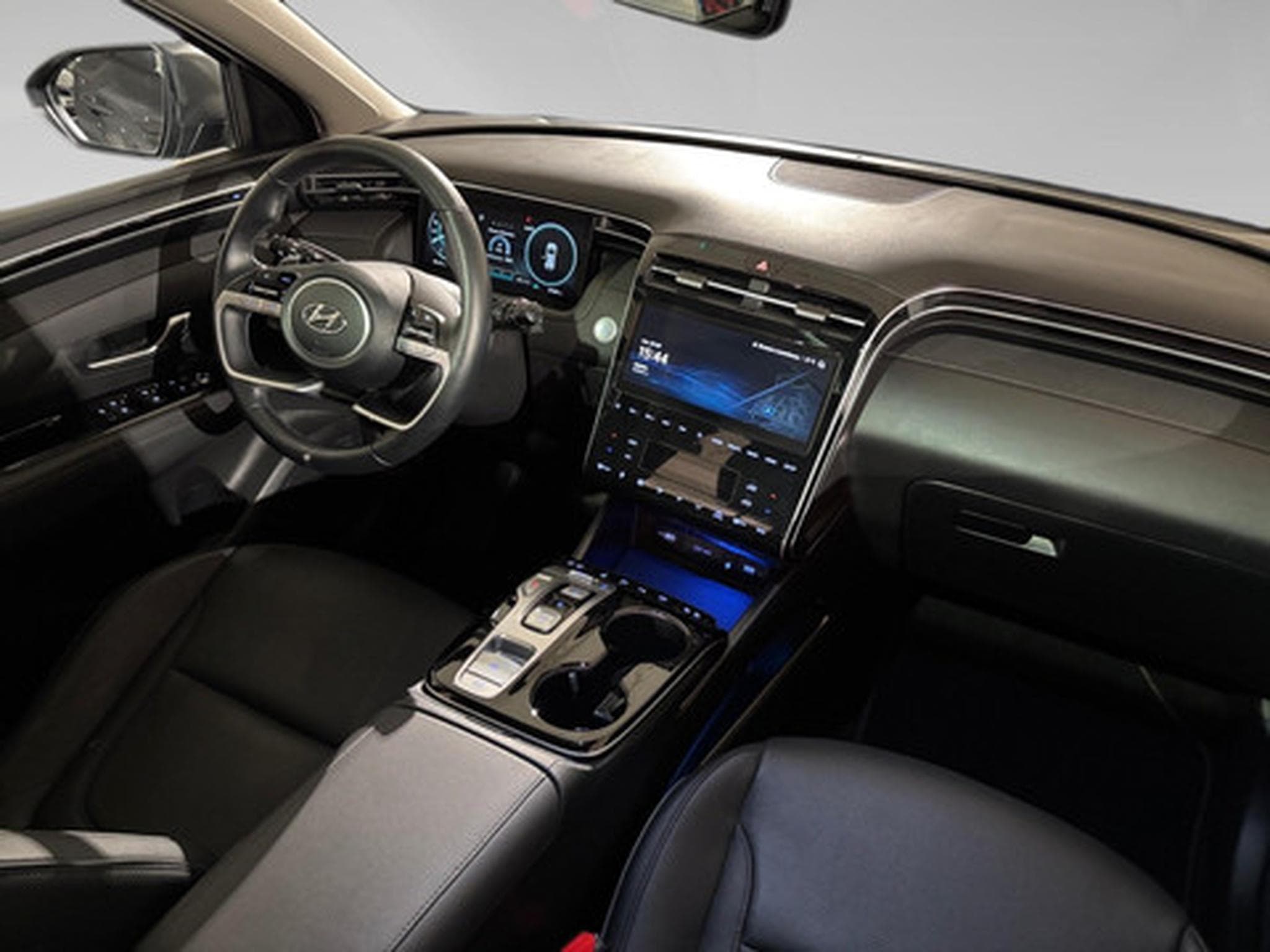 Hyundai Tucson 1.6 SHINE (2024) - Photo 6