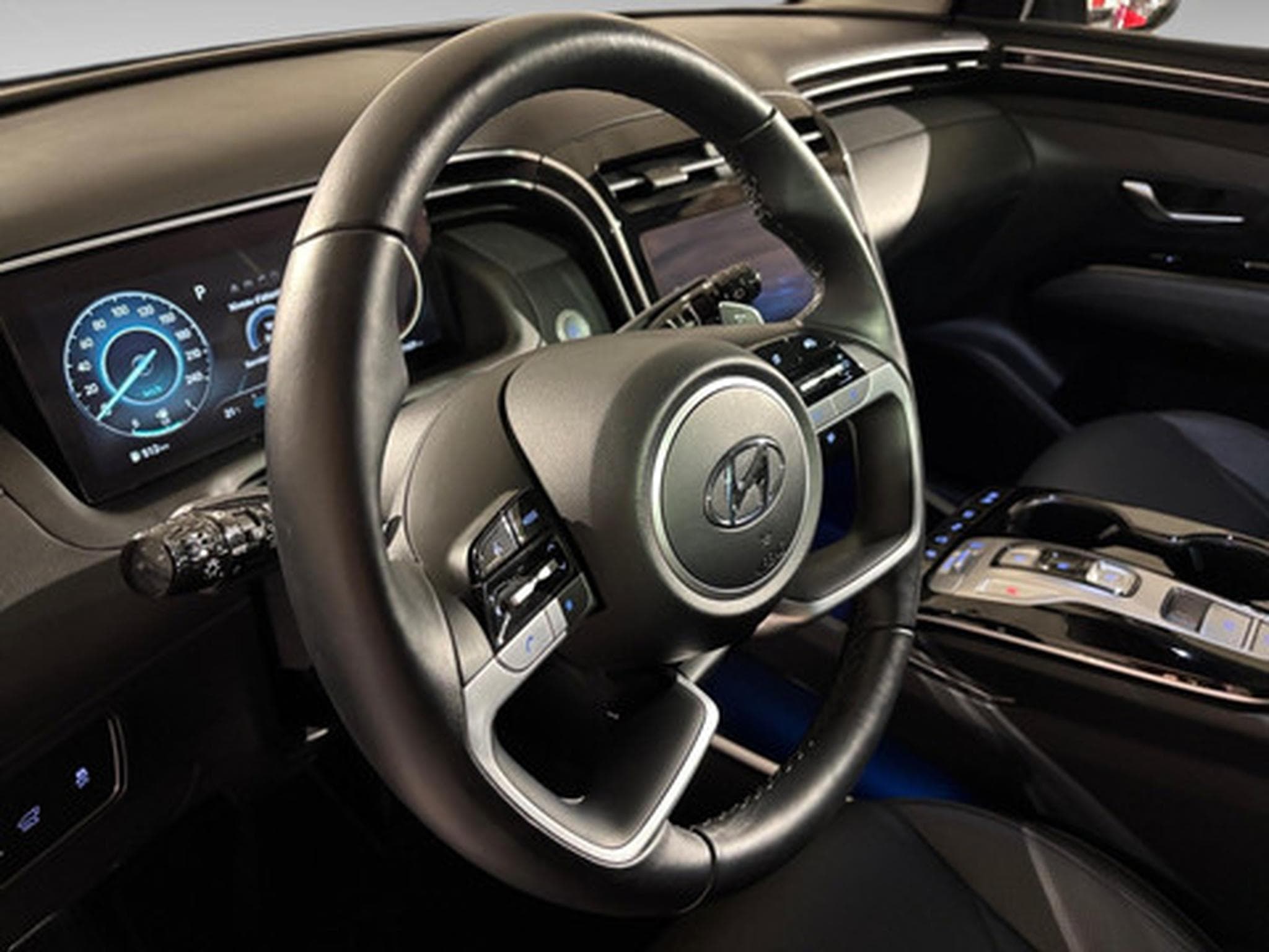 Hyundai Tucson 1.6 SHINE (2024) - Photo 8