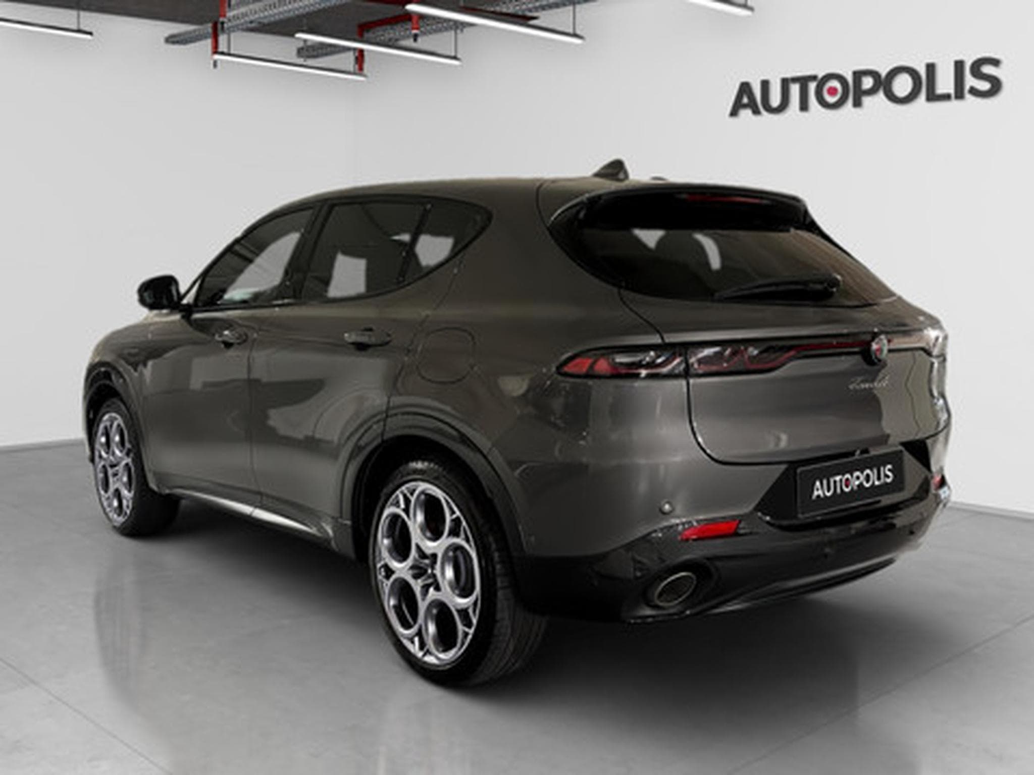 Alfa-Romeo Tonale 1.3 Veloce (2023) - Photo 2