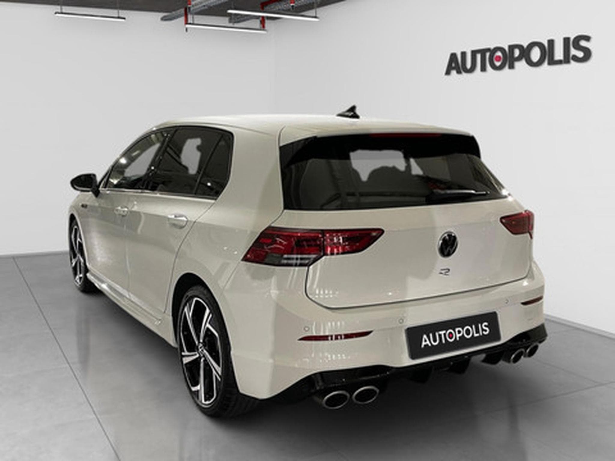 VW Golf 2.0 TSI OPF DSG 4MOTION R (2023) - Photo 18