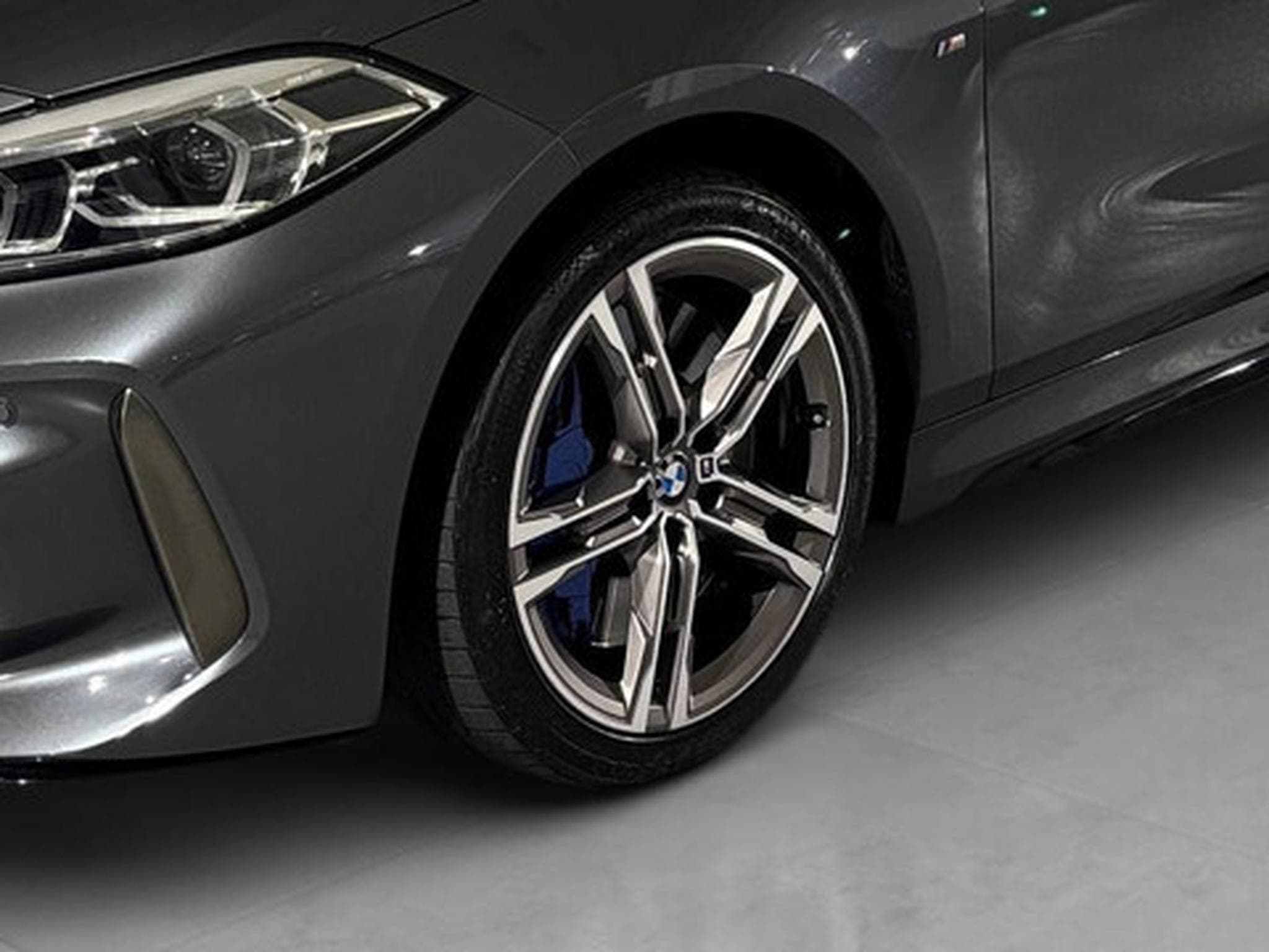BMW M135 1 Serie 2.0 Mi xDrive (2020) - Photo 21