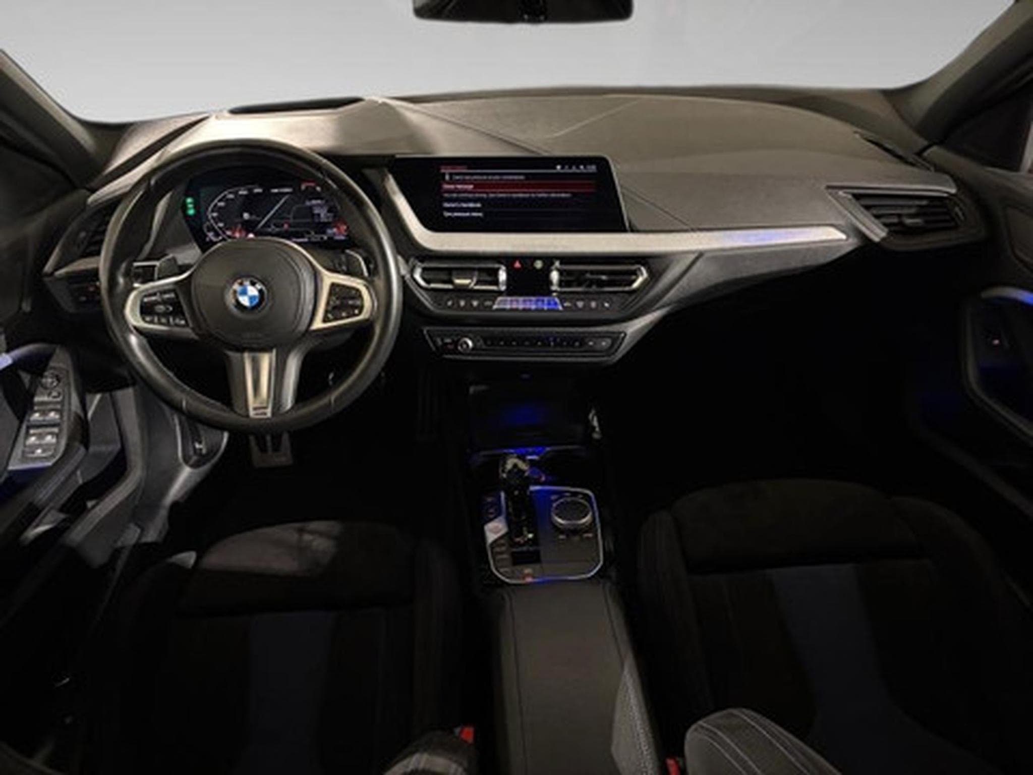 BMW M135 1 Serie 2.0 Mi xDrive (2020) - Photo 5