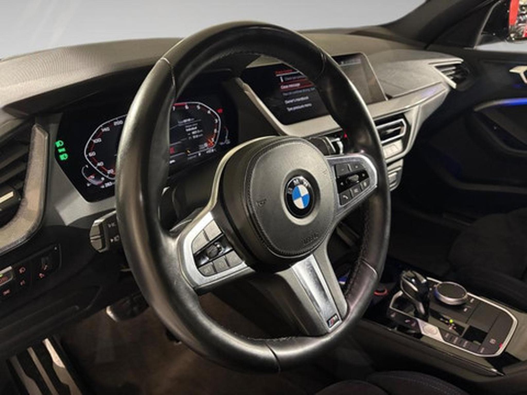 BMW M135 1 Serie 2.0 Mi xDrive (2020) - Photo 8