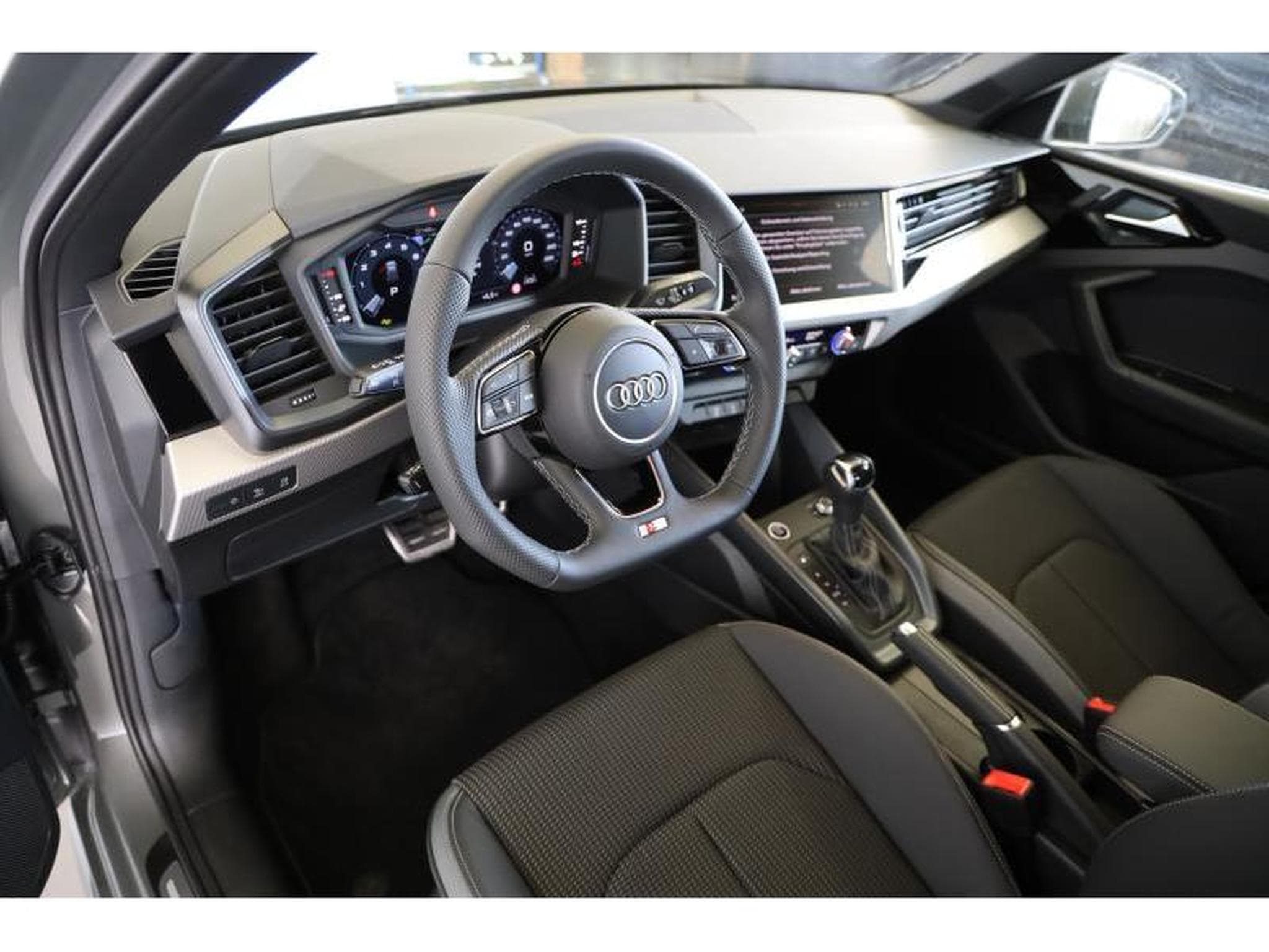 Audi A1 S-Line (2026) - Photo 13