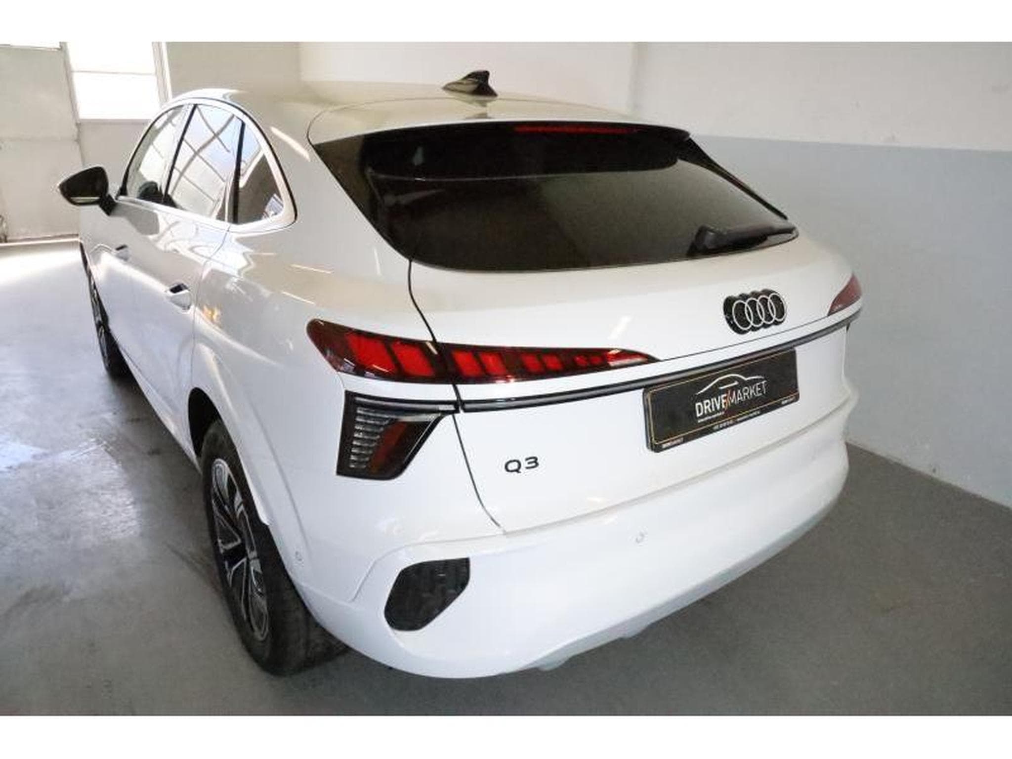 Audi Q3 Sportback (2026) - Photo 21