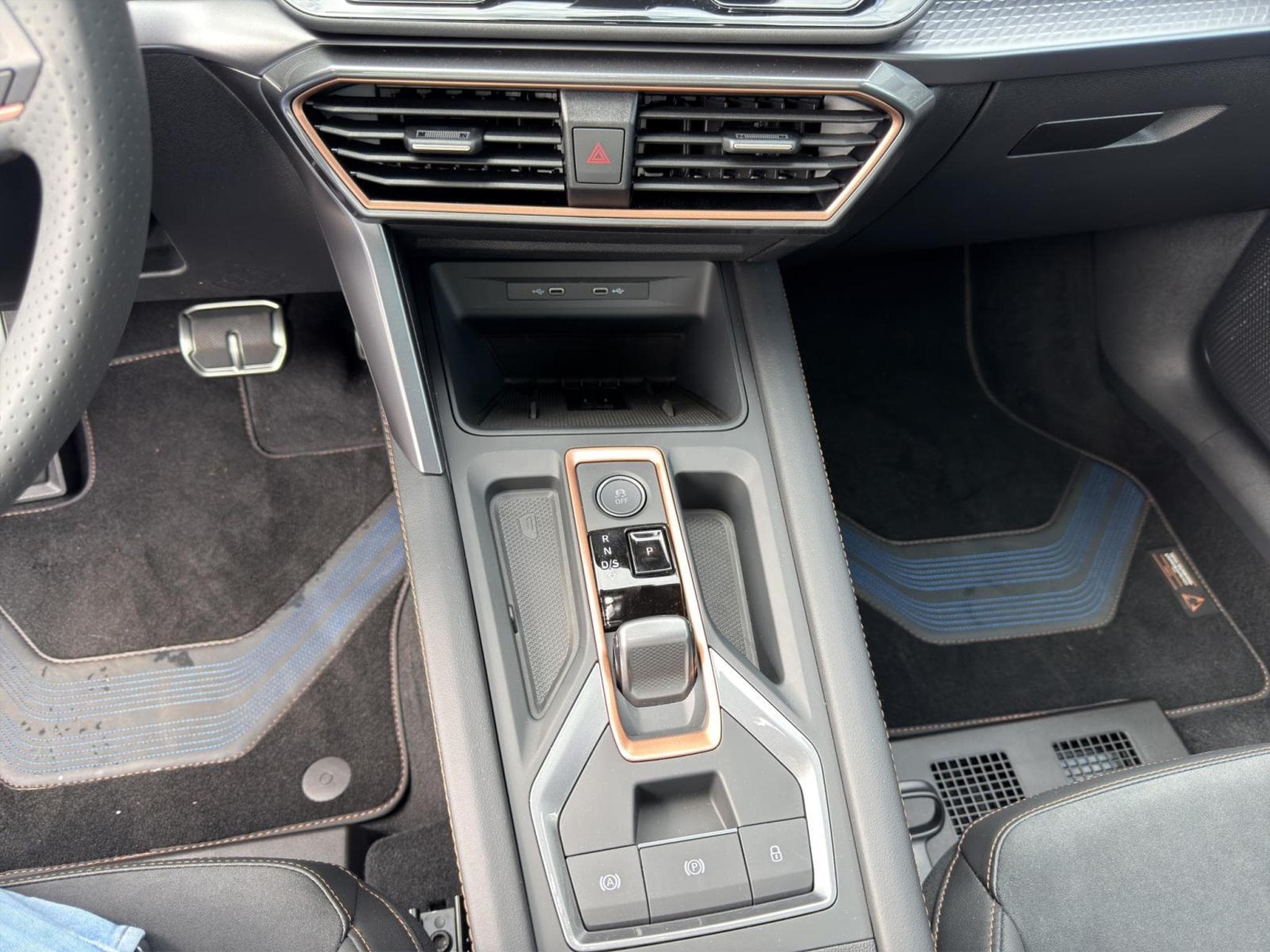 Cupra Formentor VZ5 (2026) - Photo 13