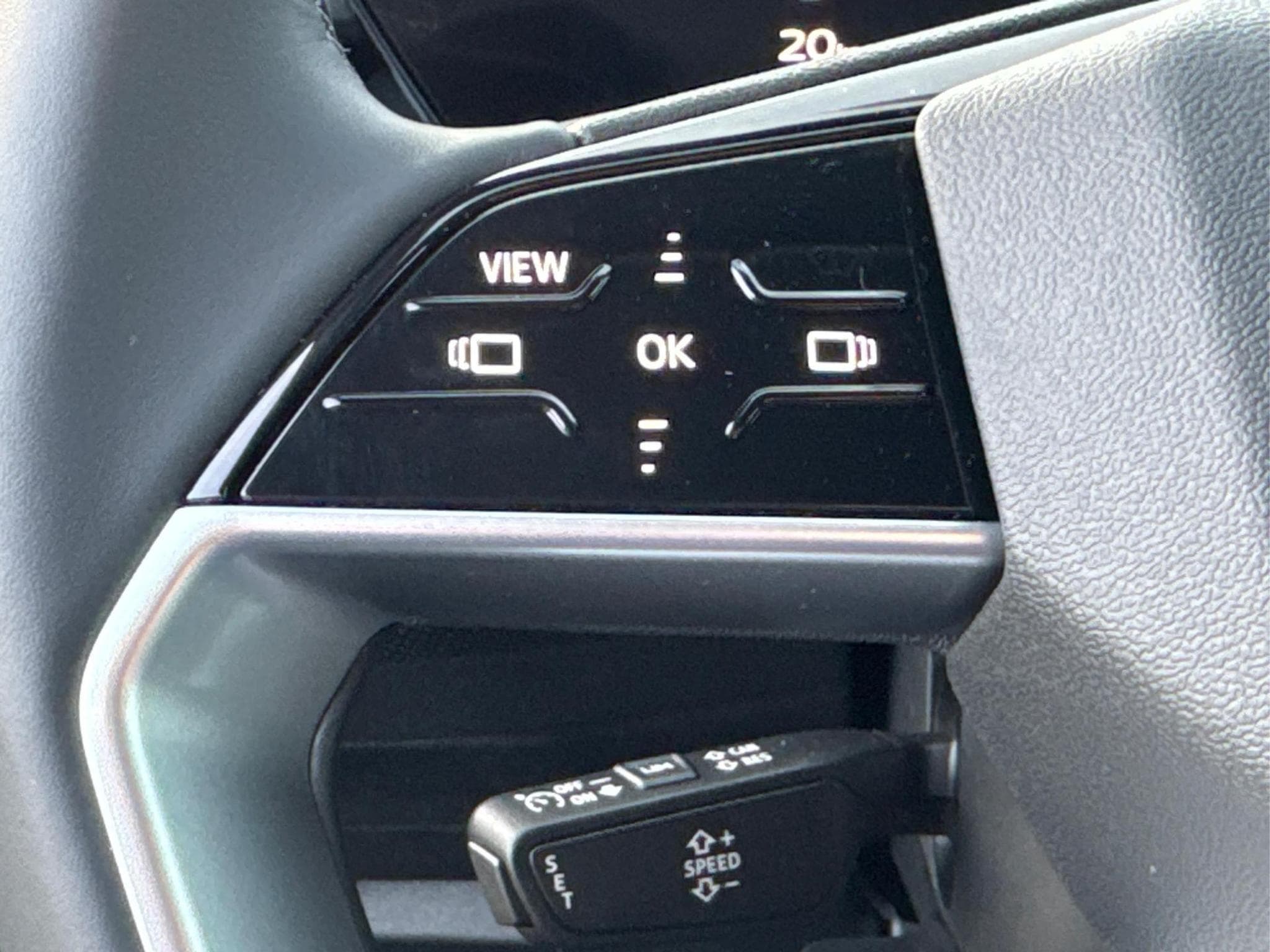 Audi A5 Basis (2025) - Photo 24