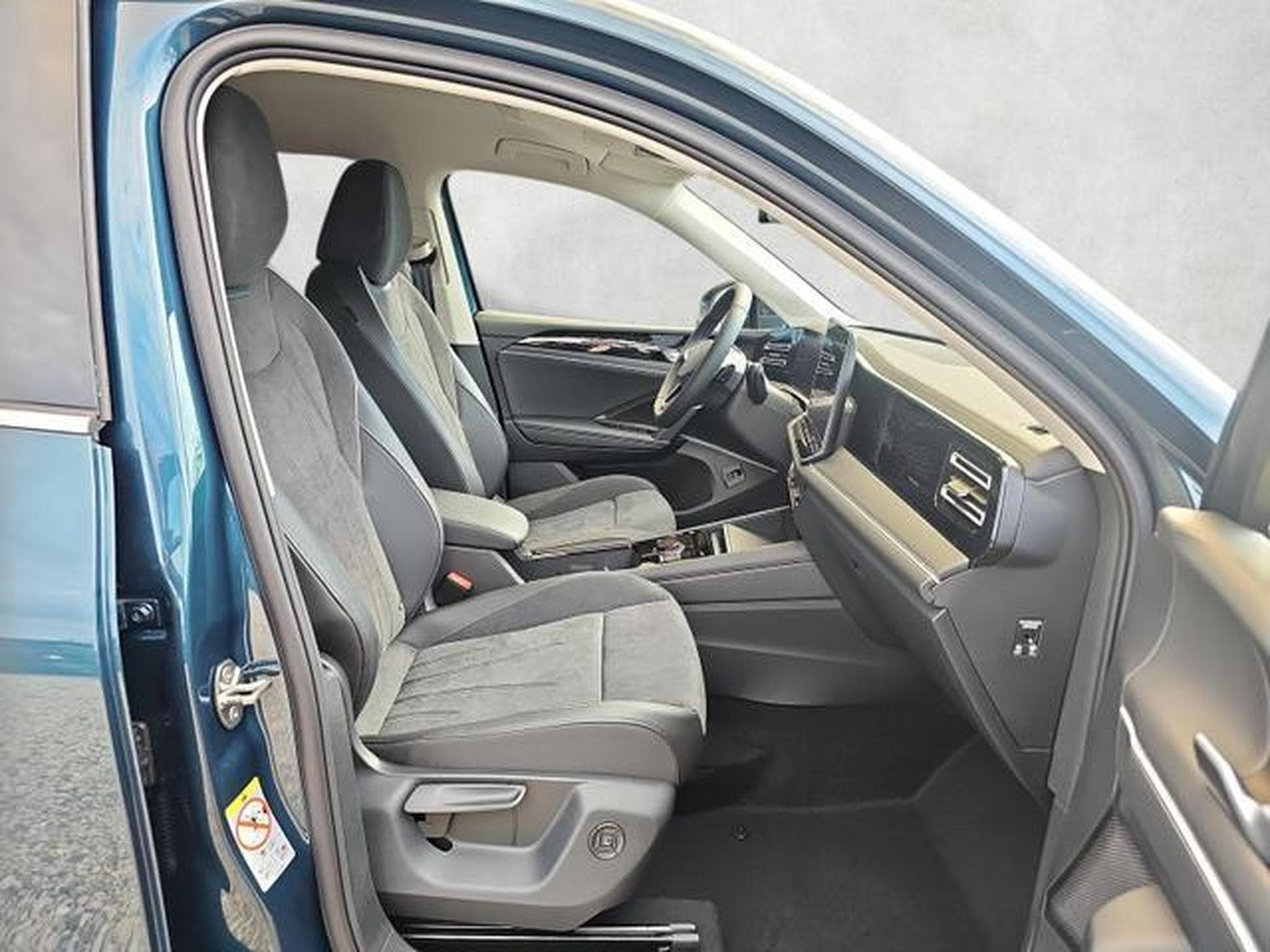 VW Tiguan 2.0 TDI 110 kW Elegance (2026) - Photo 10
