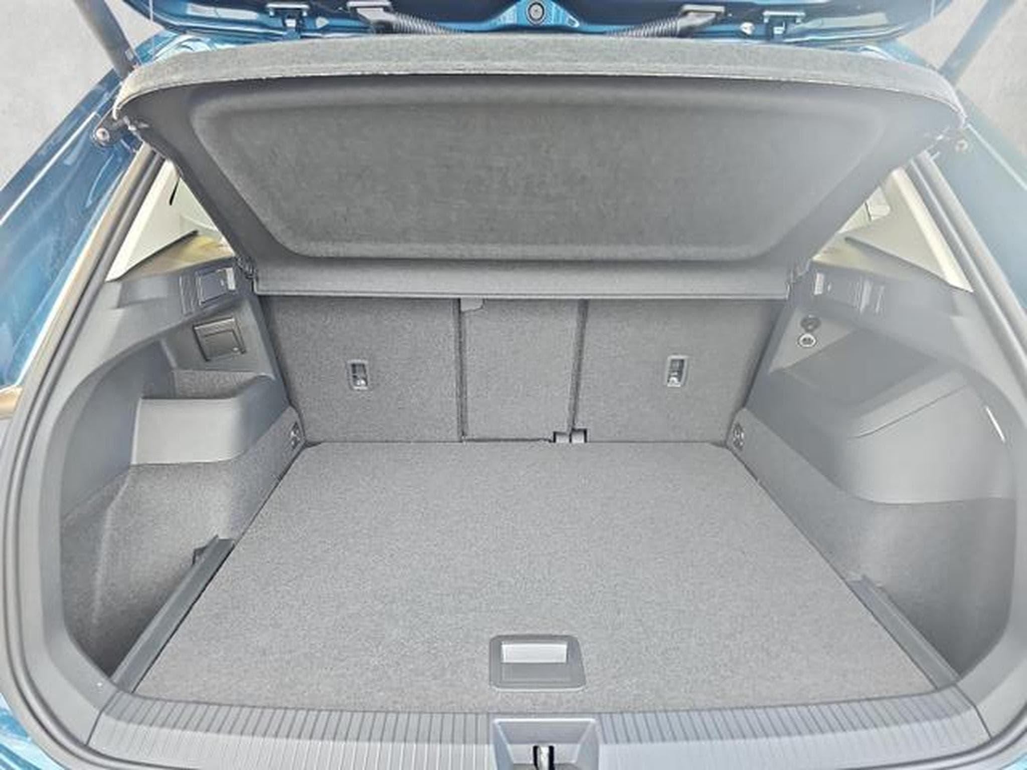 VW Tiguan 2.0 TDI 110 kW Elegance (2026) - Photo 14