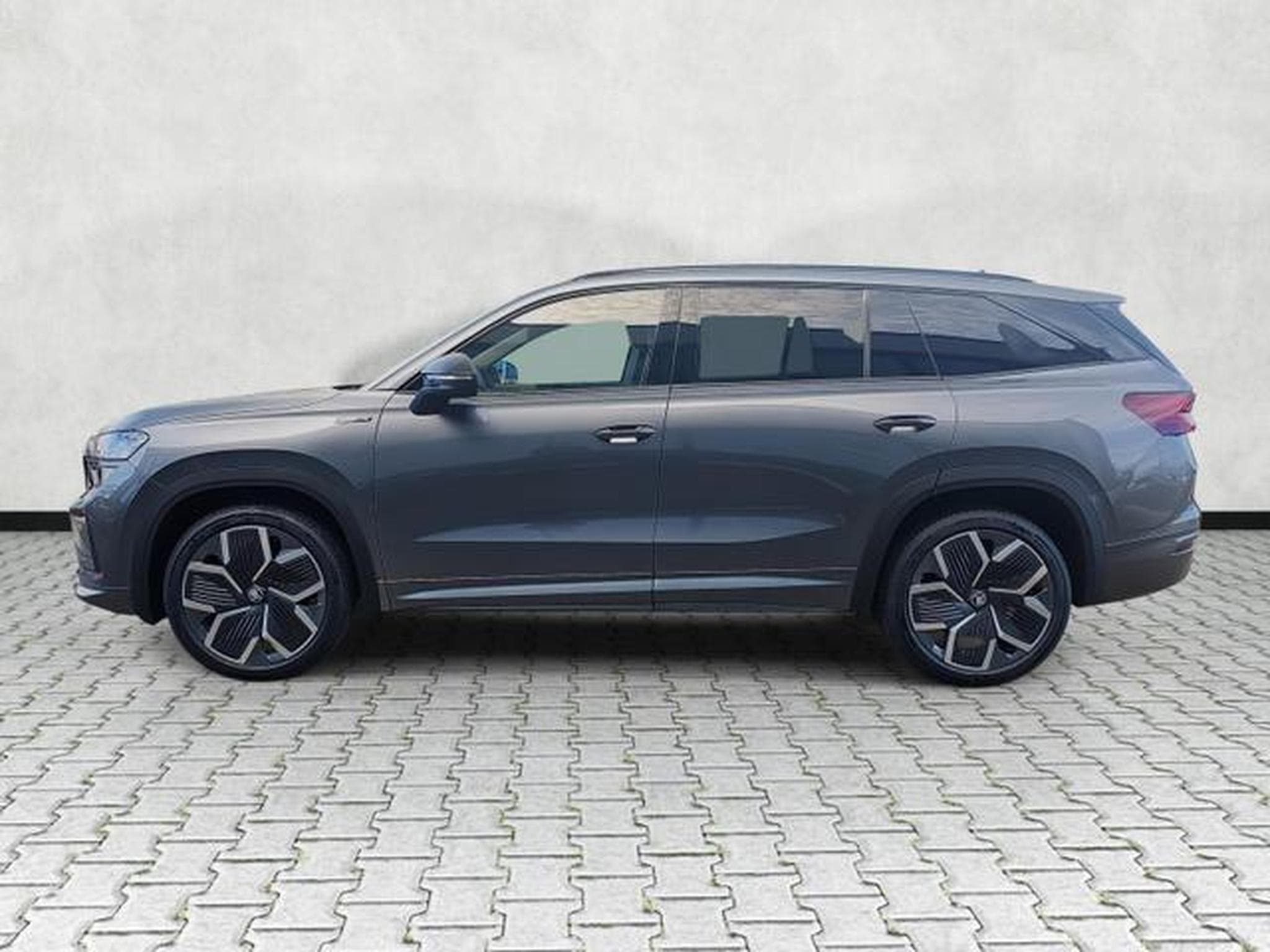 Skoda Kodiaq 1.5 TSI mHEV 110 kW Sportline (2026) - Photo 4