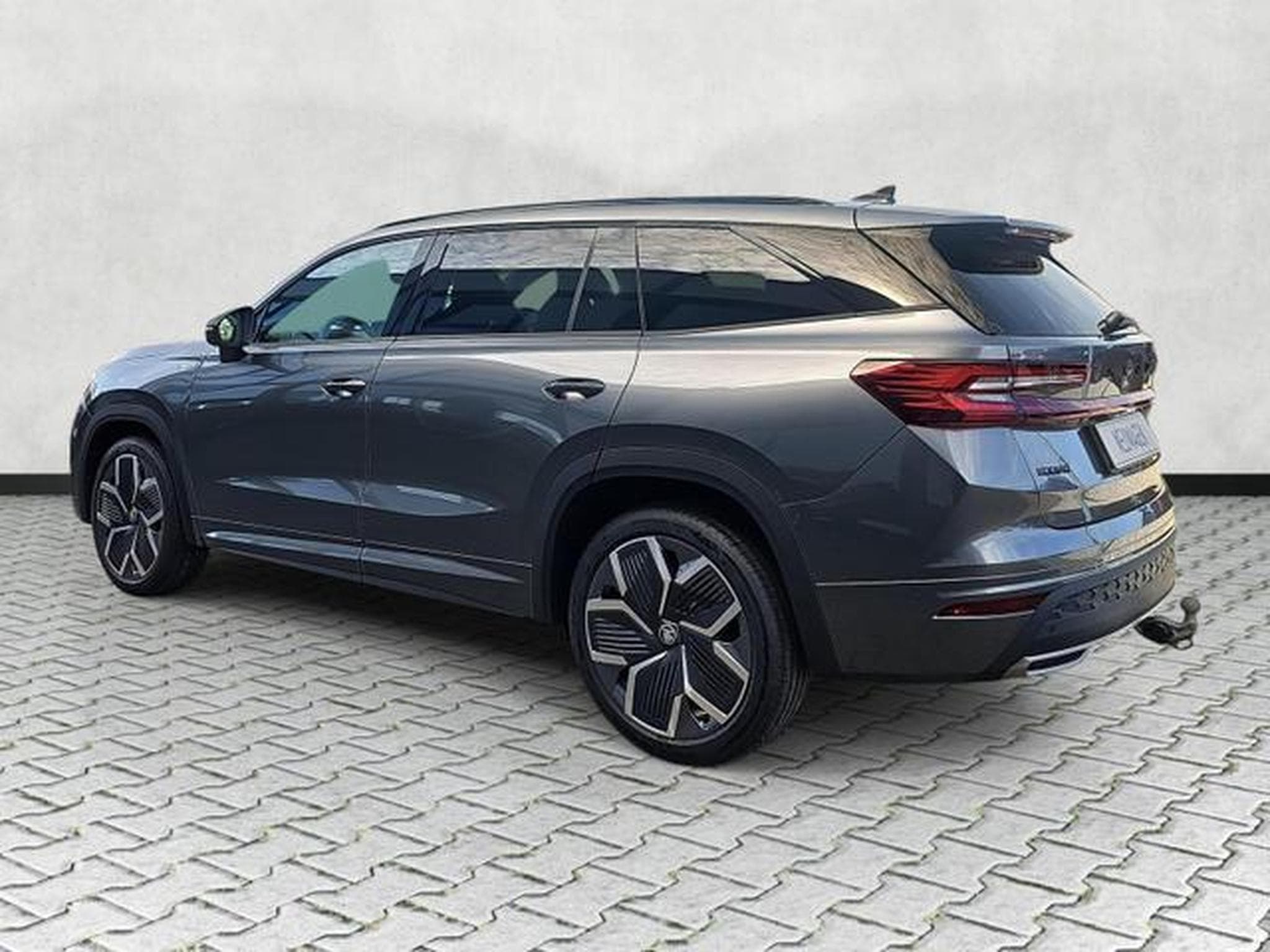 Skoda Kodiaq 1.5 TSI mHEV 110 kW Sportline (2026) - Photo 5