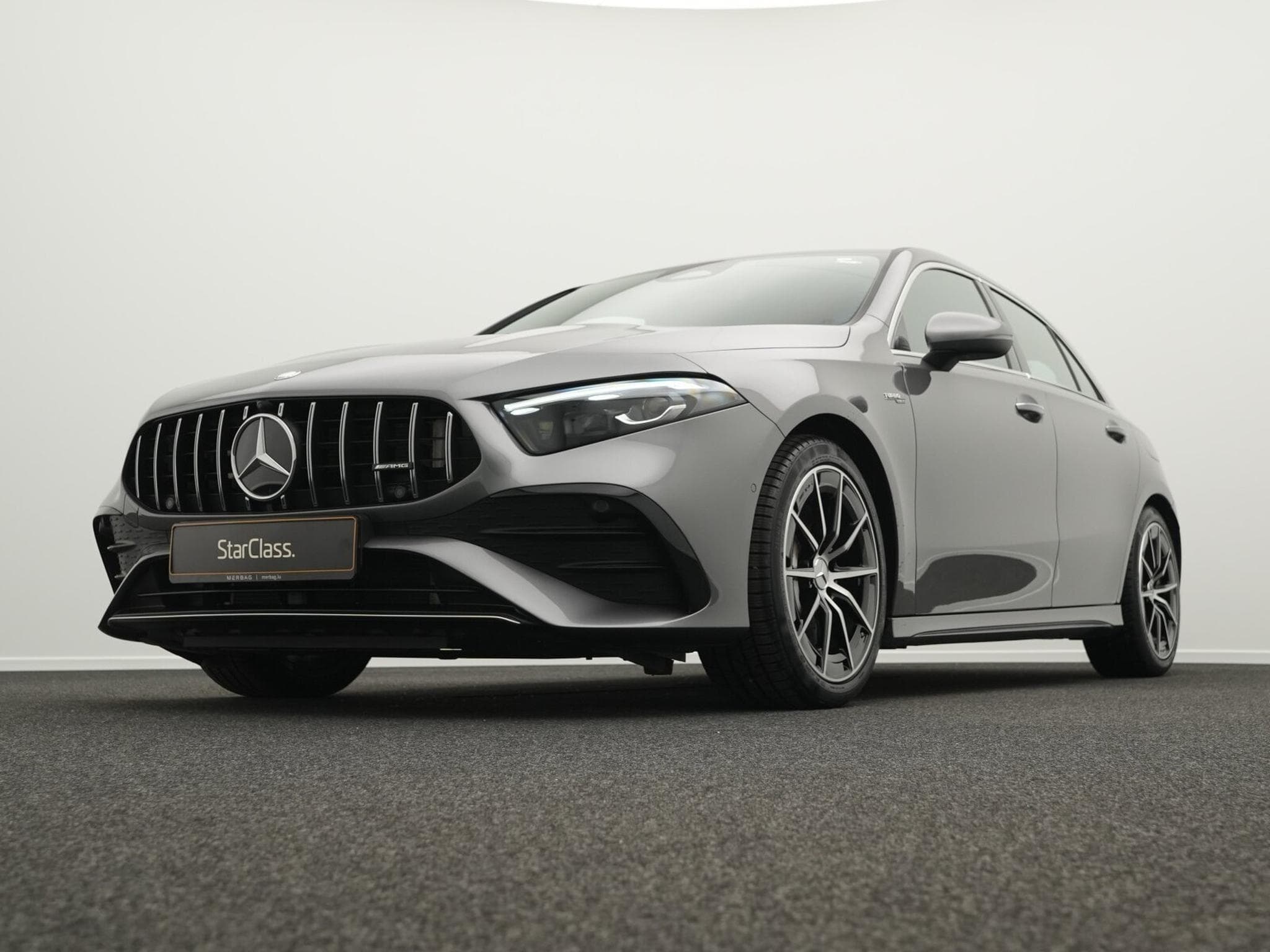 Mercedes A 35 AMG 4M Multi+Kamera+Ambi+MBUX (2024) - Photo 8