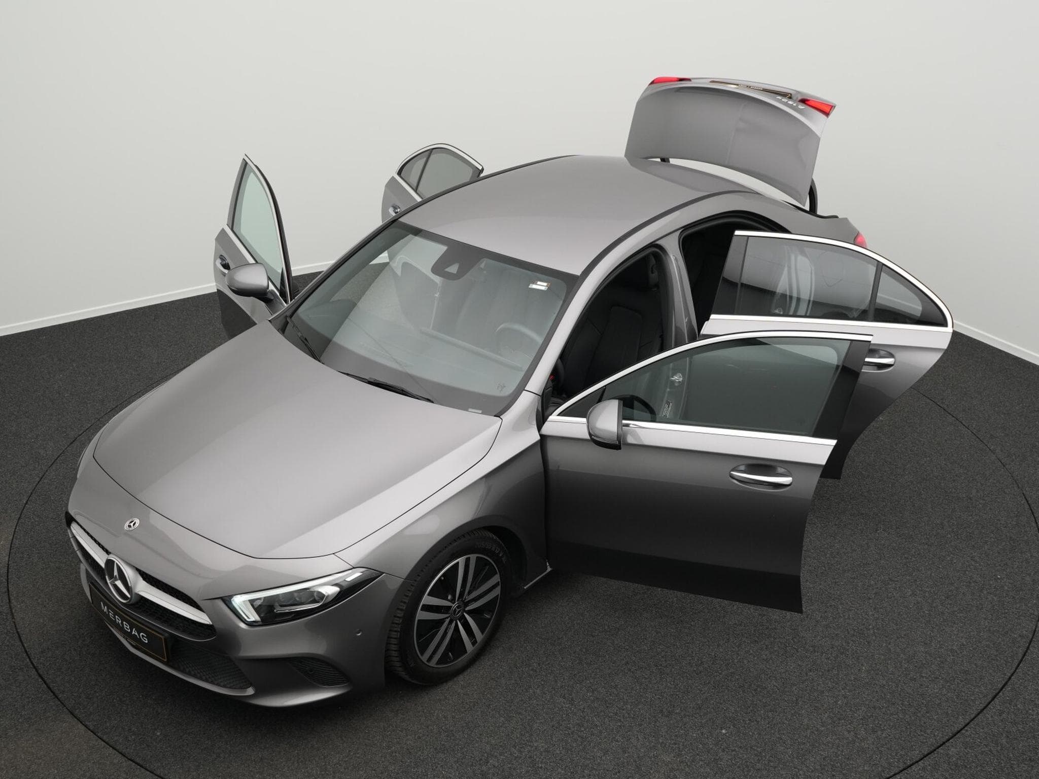 Mercedes A 180 d Progressive Kamera+MBUX+Multi (2022) - Photo 12