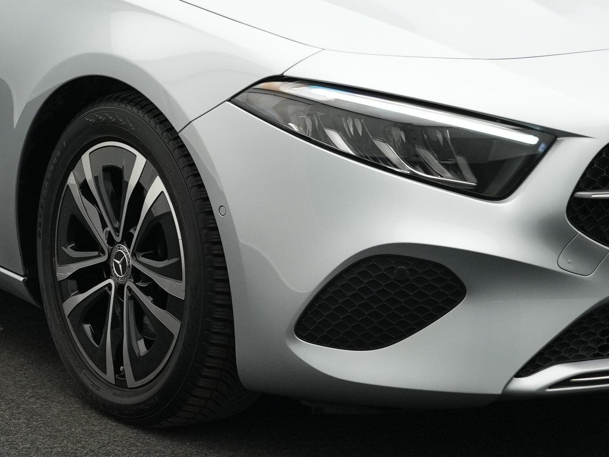 Mercedes A 180 d Progressive LED+Kamera+MBUX+Apple (2024) - Photo 7