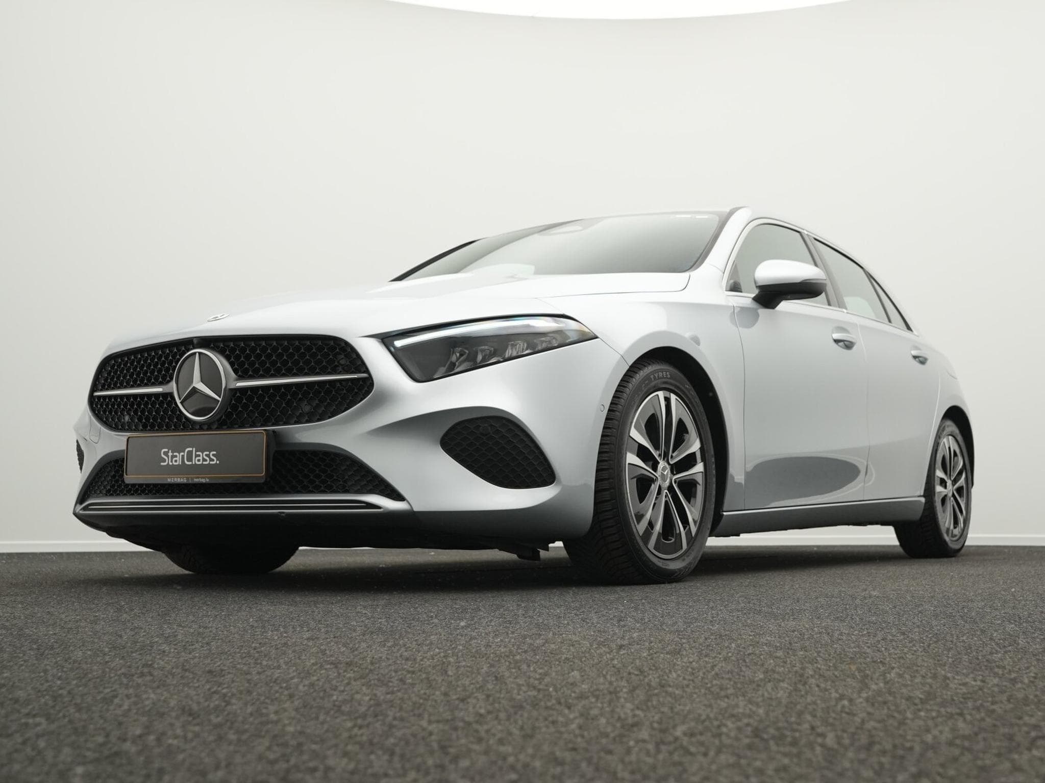Mercedes A 180 d Progressive LED+Kamera+MBUX+Apple (2024) - Photo 8