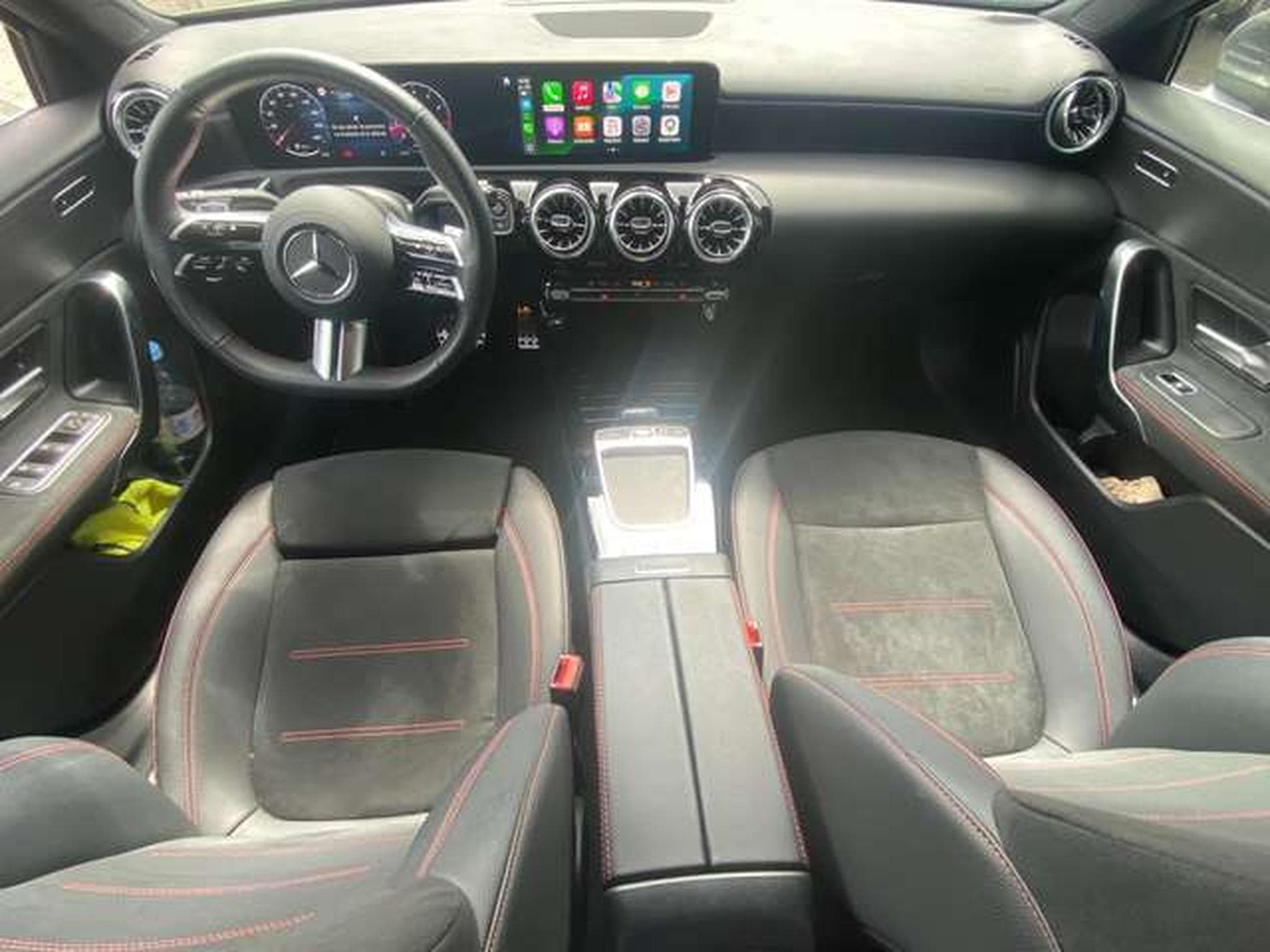 Mercedes A 200 A 200 7G-DCT AMG Line Advanced (2024) - Photo 8