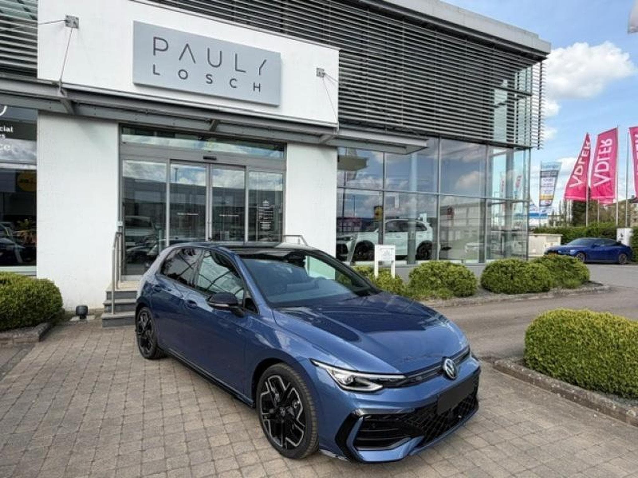 VW Golf R-LINE (2026) - Photo 1