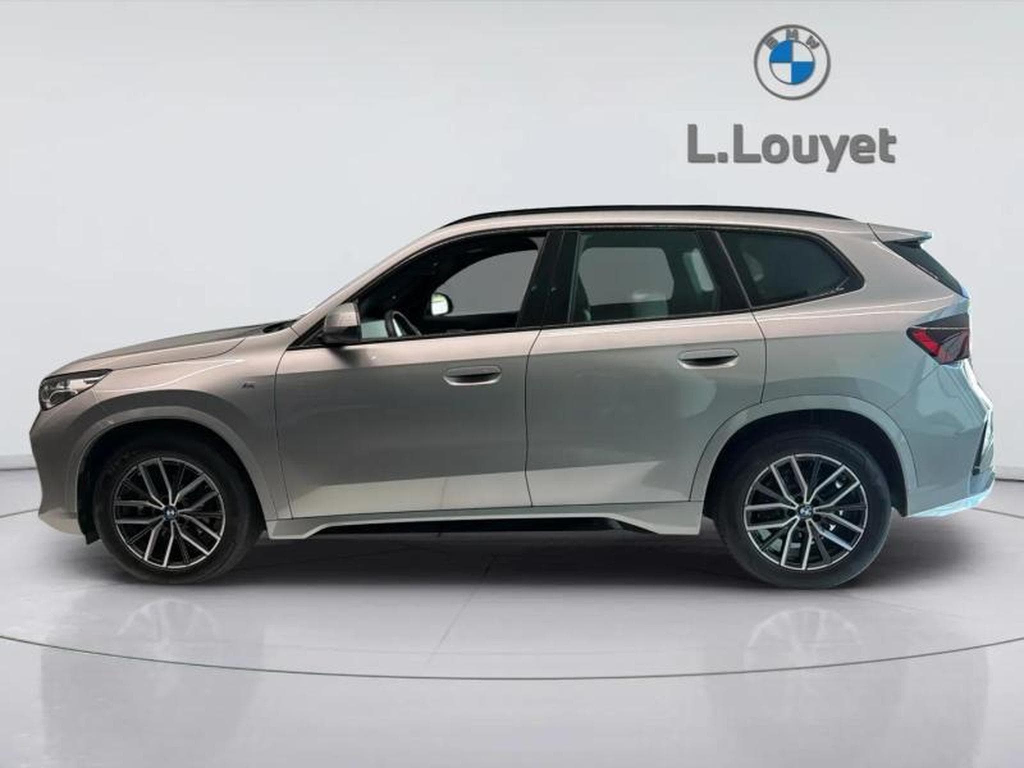 BMW X1 PACK M (2025) - Photo 11