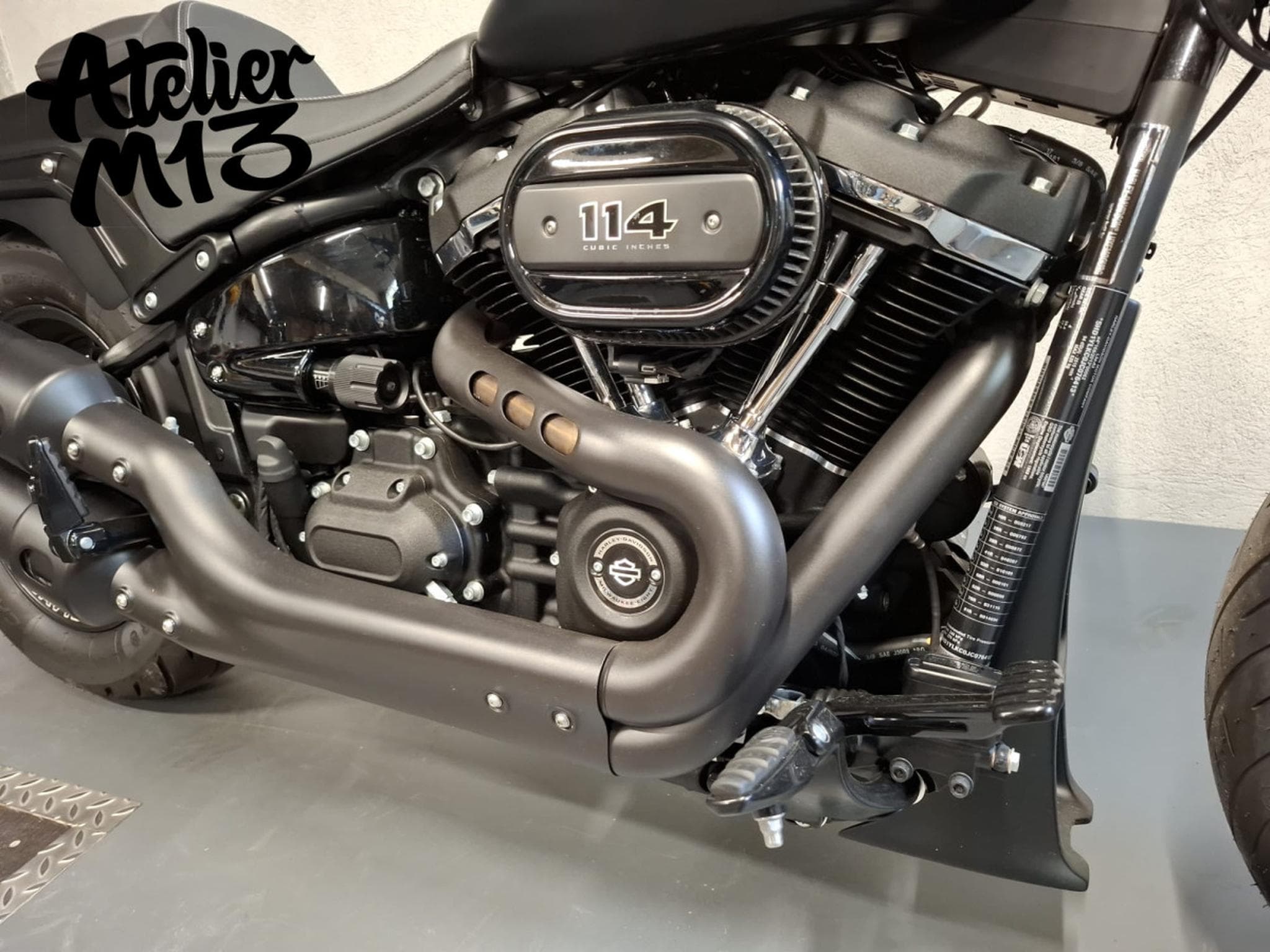 Harley-Davidson Fat Bob Custom Black Bob 114 (2018) - Photo 8