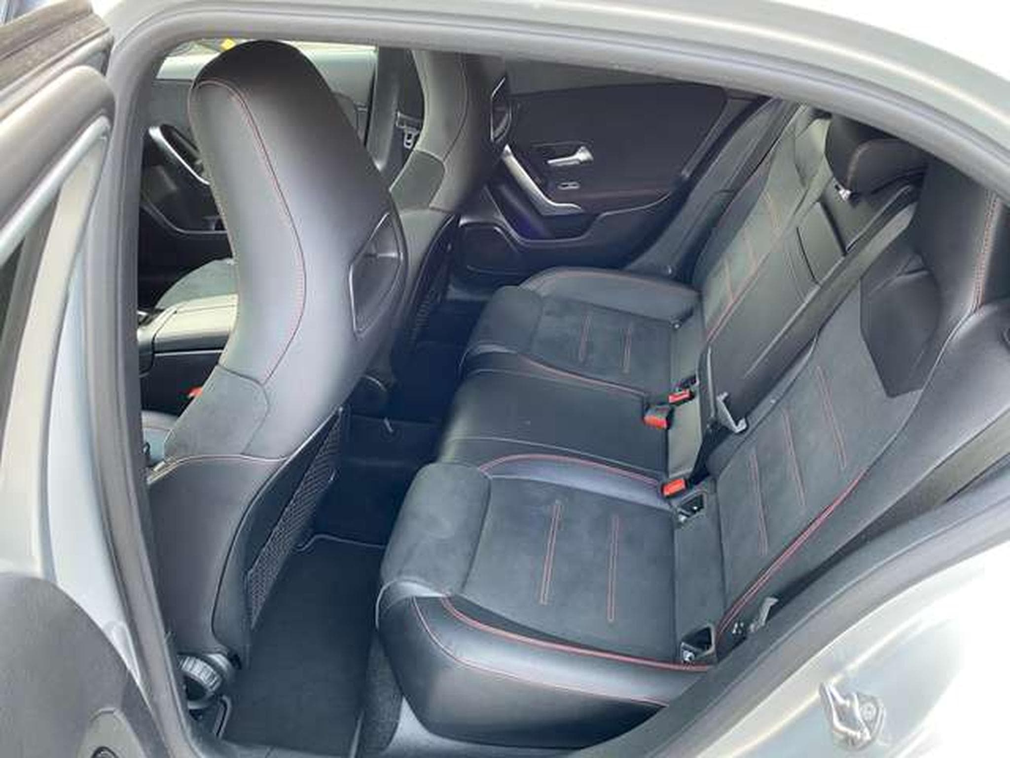 Mercedes A 180 A 180 d 8G-DCT AMG Line jusqu'à 48mois garantie (2021) - Photo 15