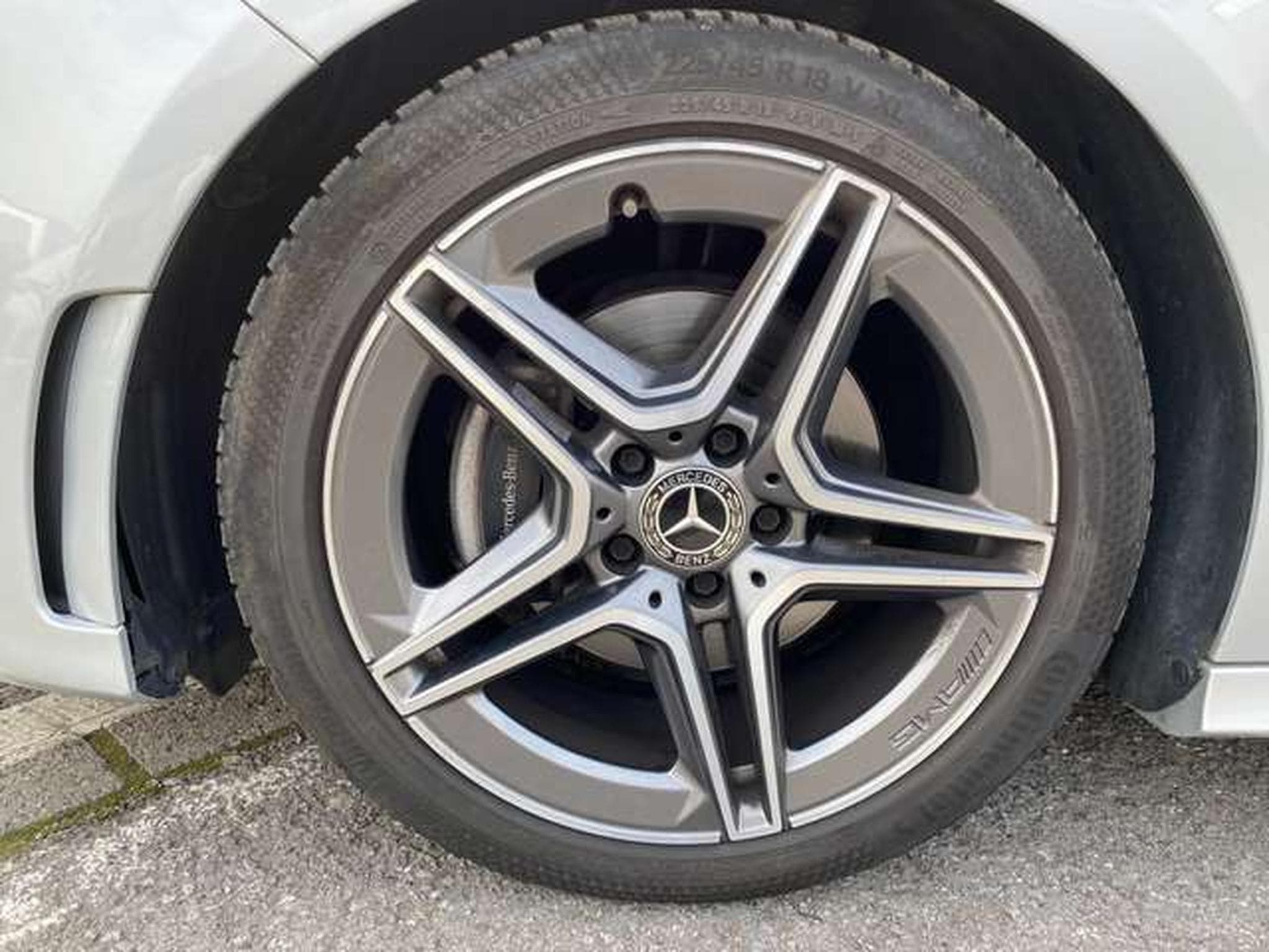 Mercedes A 180 A 180 d 8G-DCT AMG Line jusqu'à 48mois garantie (2021) - Photo 18