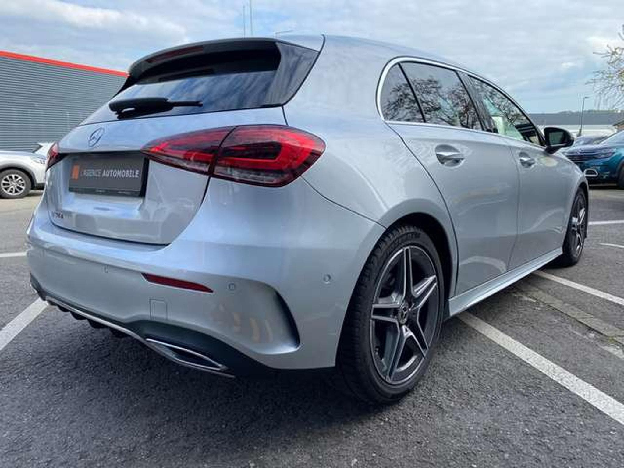 Mercedes A 180 A 180 d 8G-DCT AMG Line jusqu'à 48mois garantie (2021) - Photo 5